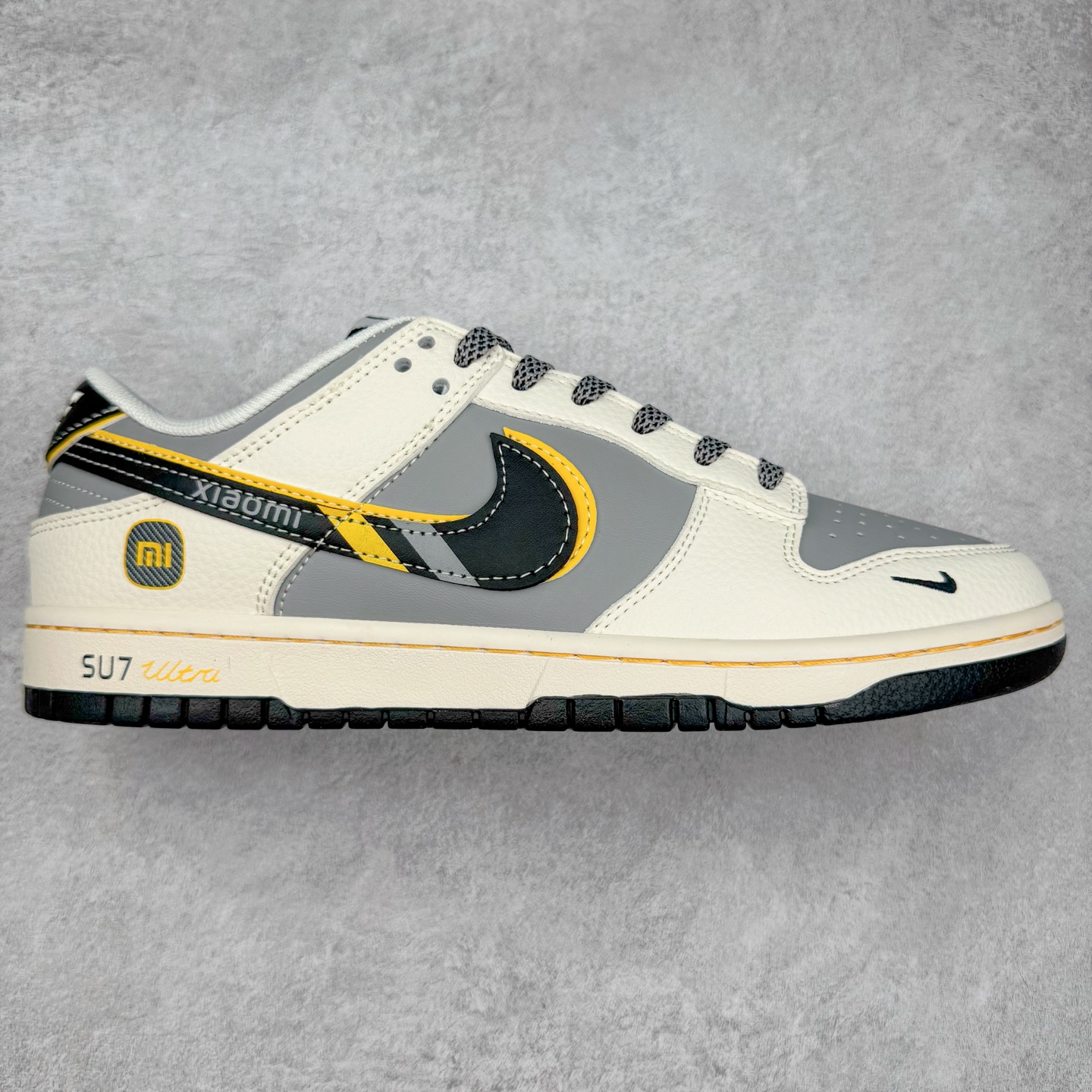 NK Dunk Low 定制配色 XX3168-166 大厂出品 极力推荐 原装头层材料 独家版型蒸餾加工帶來的是更好的视觉和脚感体验大厂纯原品质出货 清洁度 电绣工艺 皮料切割干净无任何毛边 细节完美 实拍调校N版已经零色差零失真 百分百还原实物色彩所见即所得 不存在货不对板色差等低级问题 选购参考实物拍摄 不混卖不参货 只用心做好货严格选品 承诺混一赔十 尺码：36 36.5 37.5 38 38.5 39 40 40.5 41 42 42.5 43 44 44.5 45-选品中心