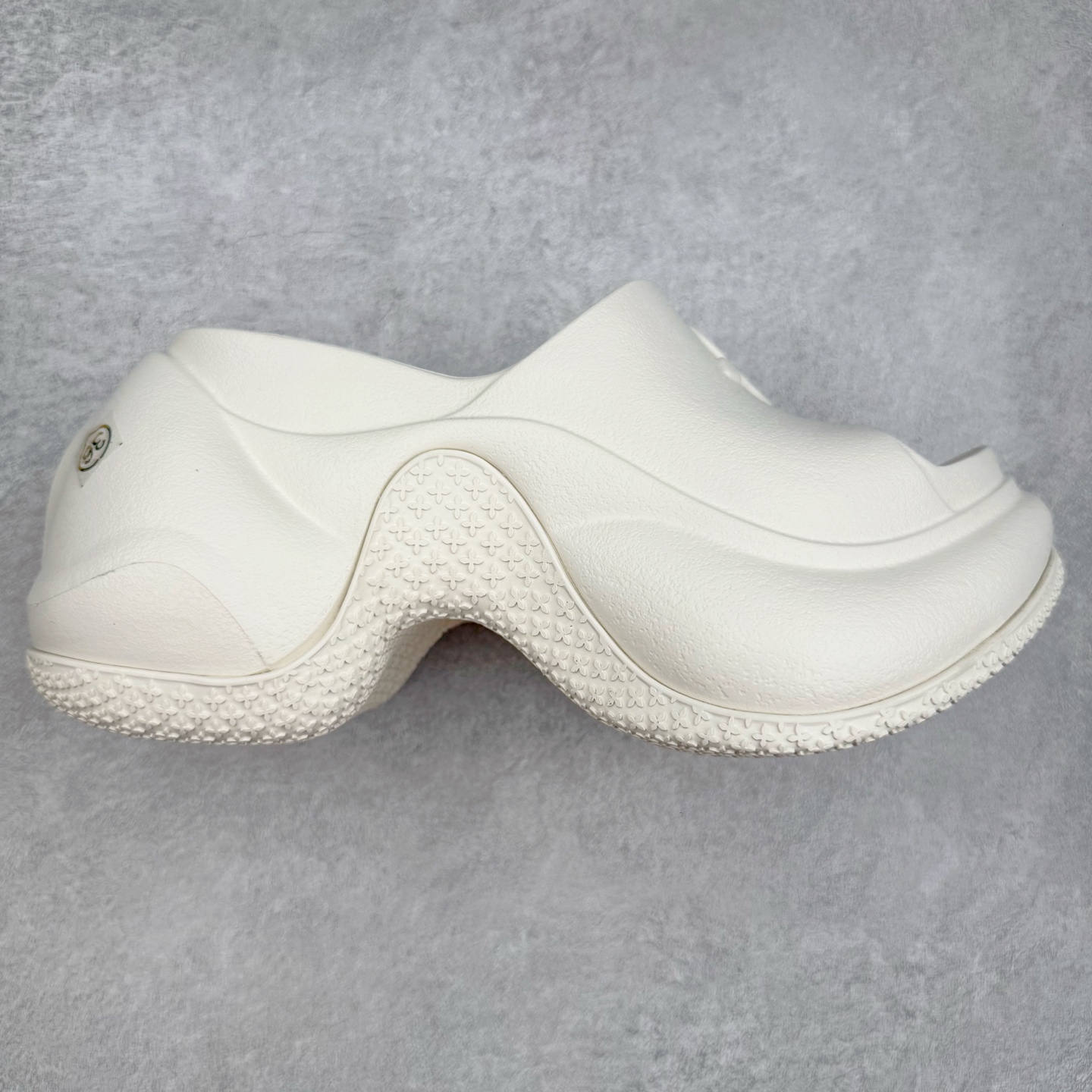 SMFK Compass增高分别有【7.5 9.5 】运动拖鞋 原楦原纸原版数据开发版型 采用一体成型鞋身 鞋芯填充进口胶水无异味 鞋底贴合工艺 #smfk #smfk新品 smfk拖鞋 #smfk鞋子#smfk拖鞋原地增高鞋#smfk新款 #smfk女孩 吴谨言 许杨玉等等~ ms同款厚底 尺码:35 36 37 38 39 40-选品中心