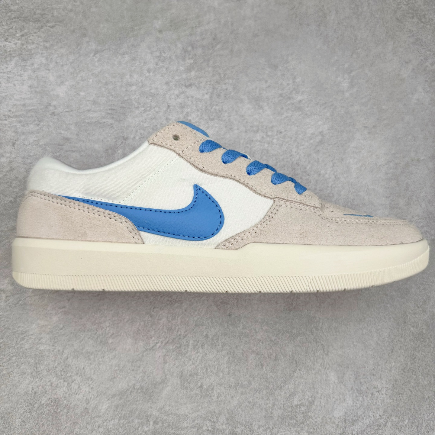 NK SB Force 58 空军58系列低帮休闲运动滑板板鞋 DV5477-003 鞋面由帆布和麂皮拼接 层次感丰富 搭配硫化外底 耐磨耐穿 鞋舌及中底后跟处饰有SB Logo 表明鞋款身份 采用包边设计 经久耐穿 硫化结构则有效提升灵活性 穿上这款全新推出的创意力作 助你耀动街头 尺码:36 36.5 37.5 38 38.5 39 40 40.5 41 42 42.5 43 44 45-选品中心