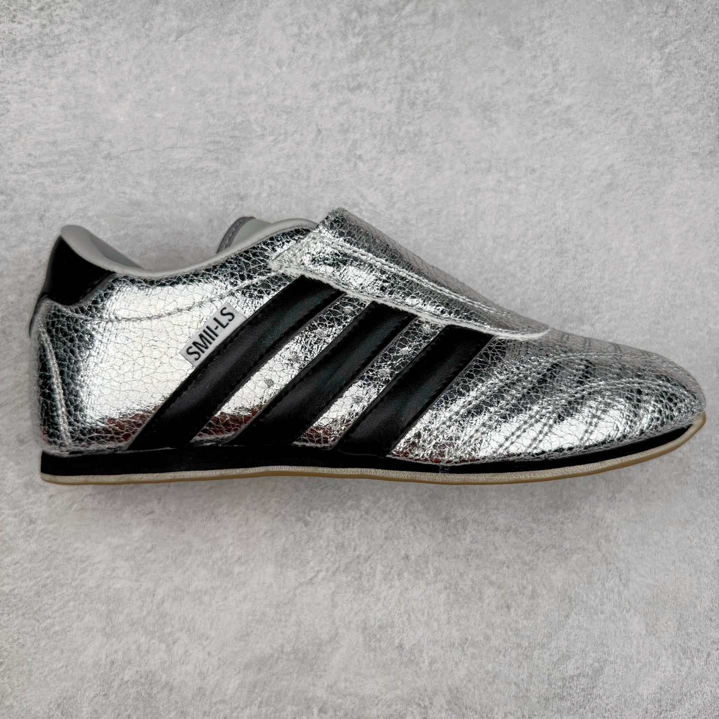 AD Originals Taekwondo 时尚百搭防滑低帮 训练鞋 JH9664 尺码：36 36.5 37 38 38.5 39 40 40.5 41 42 42.5 43 44 44.5 45-选品中心