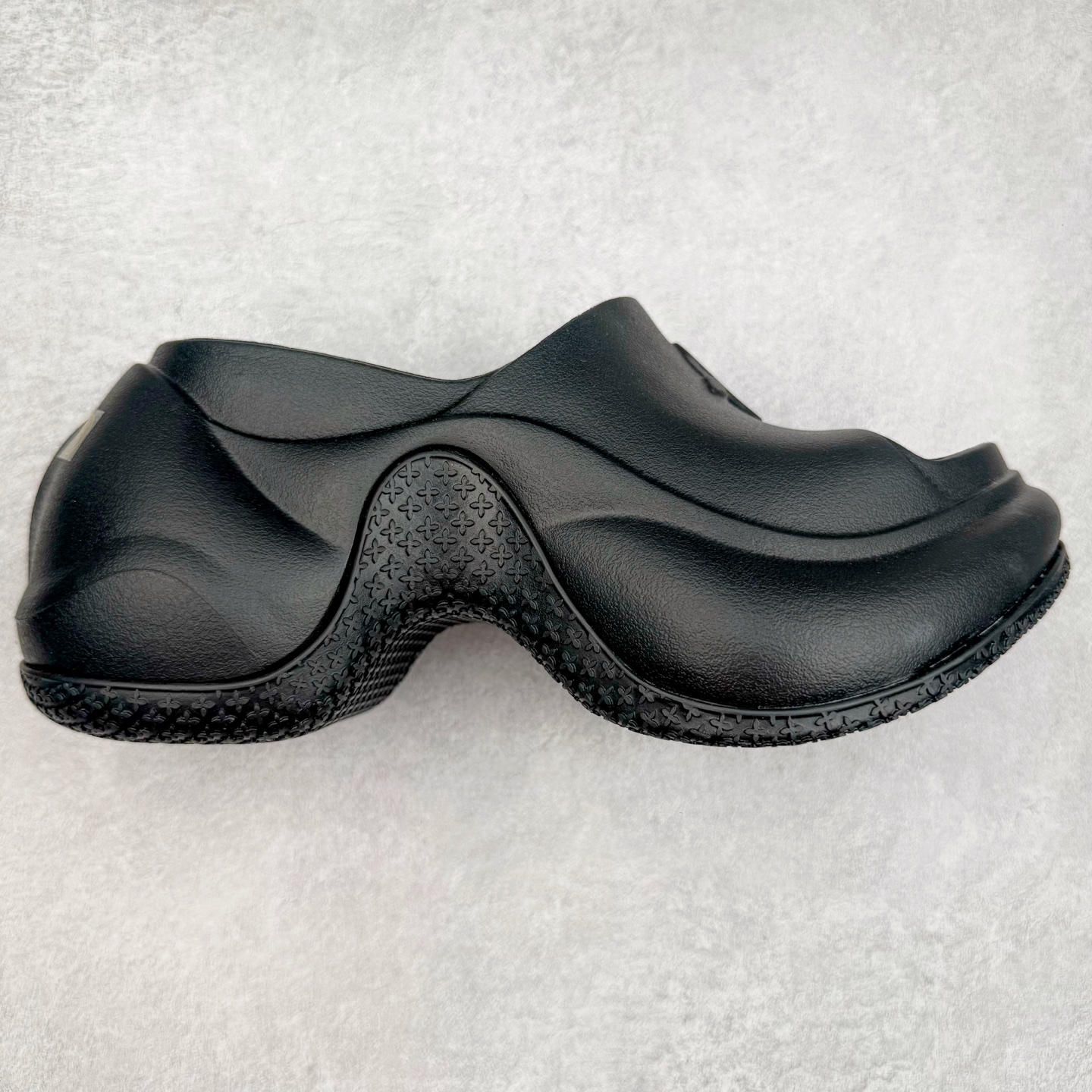 SMFK Compass增高分别有【7.5 9.5 】运动拖鞋 原楦原纸原版数据开发版型 采用一体成型鞋身 鞋芯填充进口胶水无异味 鞋底贴合工艺 #smfk #smfk新品 smfk拖鞋 #smfk鞋子#smfk拖鞋原地增高鞋#smfk新款 #smfk女孩 吴谨言 许杨玉等等~ ms同款厚底 尺码：35 36 37 38 39 40-选品中心