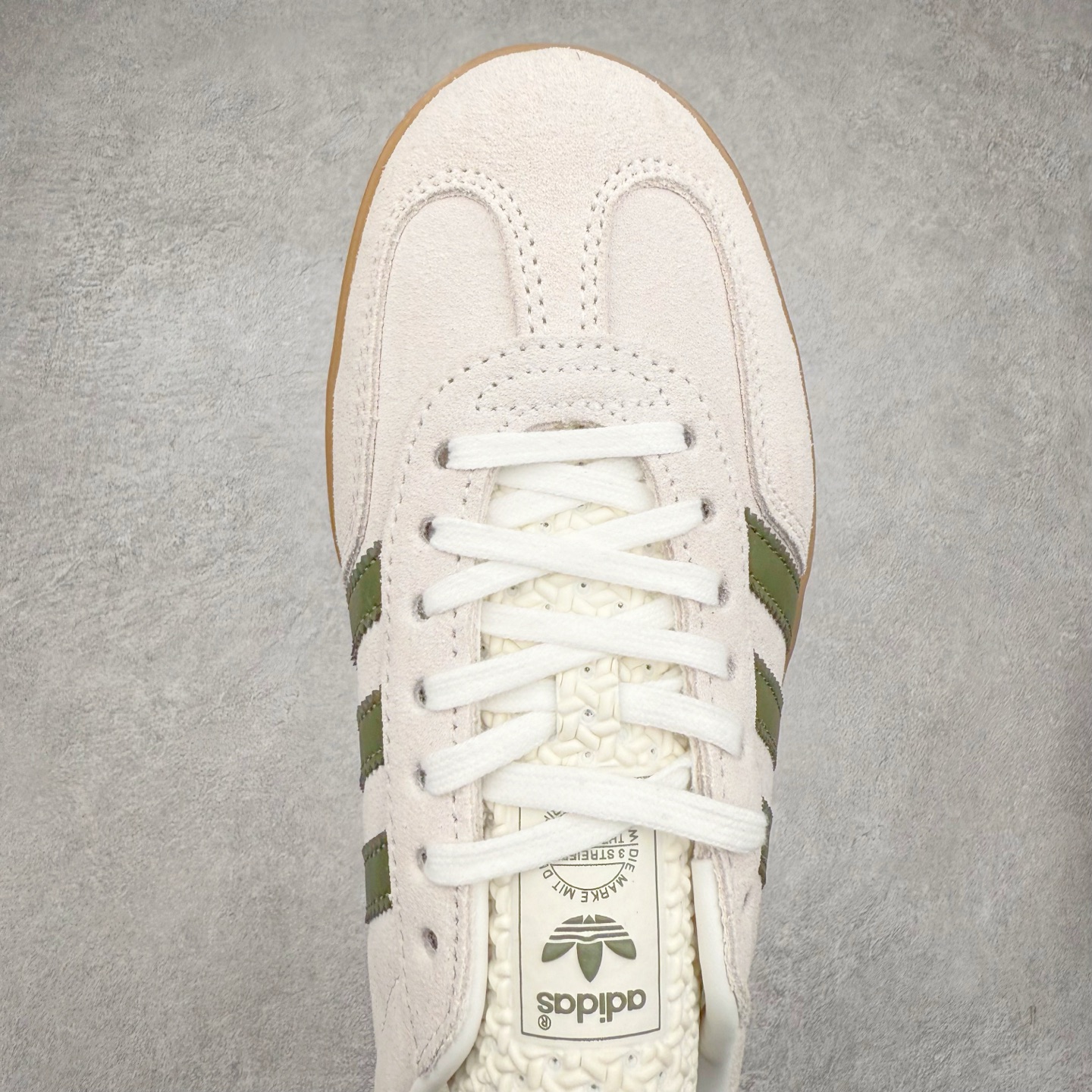 图片[4]-AD Gazelle Indoor Trainers 羚羊内训系列低帮复古百搭休闲运动德训风板鞋 JH8821 90年代经典的复刻版！自60年代以足球训练鞋面世以来,Gazelle就以其经典设计席卷全球。1991年版本的复刻,再造经典Gazelle。采用皮革打造,搭配浊色细节,让这款经典更加简约。尺码：36 36⅔ 37⅓ 38 38⅔ 39⅓ 40 40⅔ 41⅓ 42 42⅔ 43⅓ 44⅓ 44⅔ 45-选品中心