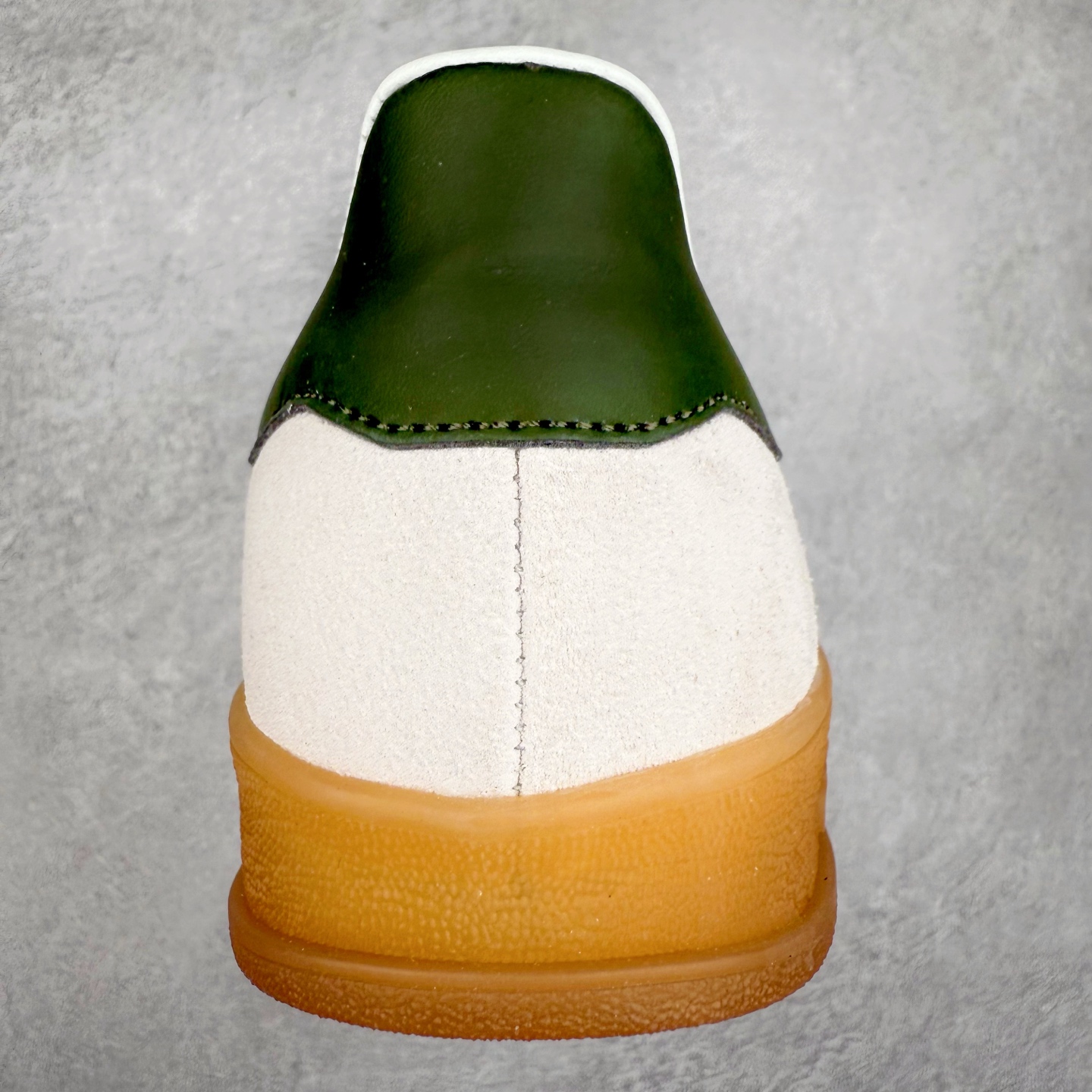 图片[8]-AD Gazelle Indoor Trainers 羚羊内训系列低帮复古百搭休闲运动德训风板鞋 JH8821 90年代经典的复刻版！自60年代以足球训练鞋面世以来,Gazelle就以其经典设计席卷全球。1991年版本的复刻,再造经典Gazelle。采用皮革打造,搭配浊色细节,让这款经典更加简约。尺码：36 36⅔ 37⅓ 38 38⅔ 39⅓ 40 40⅔ 41⅓ 42 42⅔ 43⅓ 44⅓ 44⅔ 45-选品中心