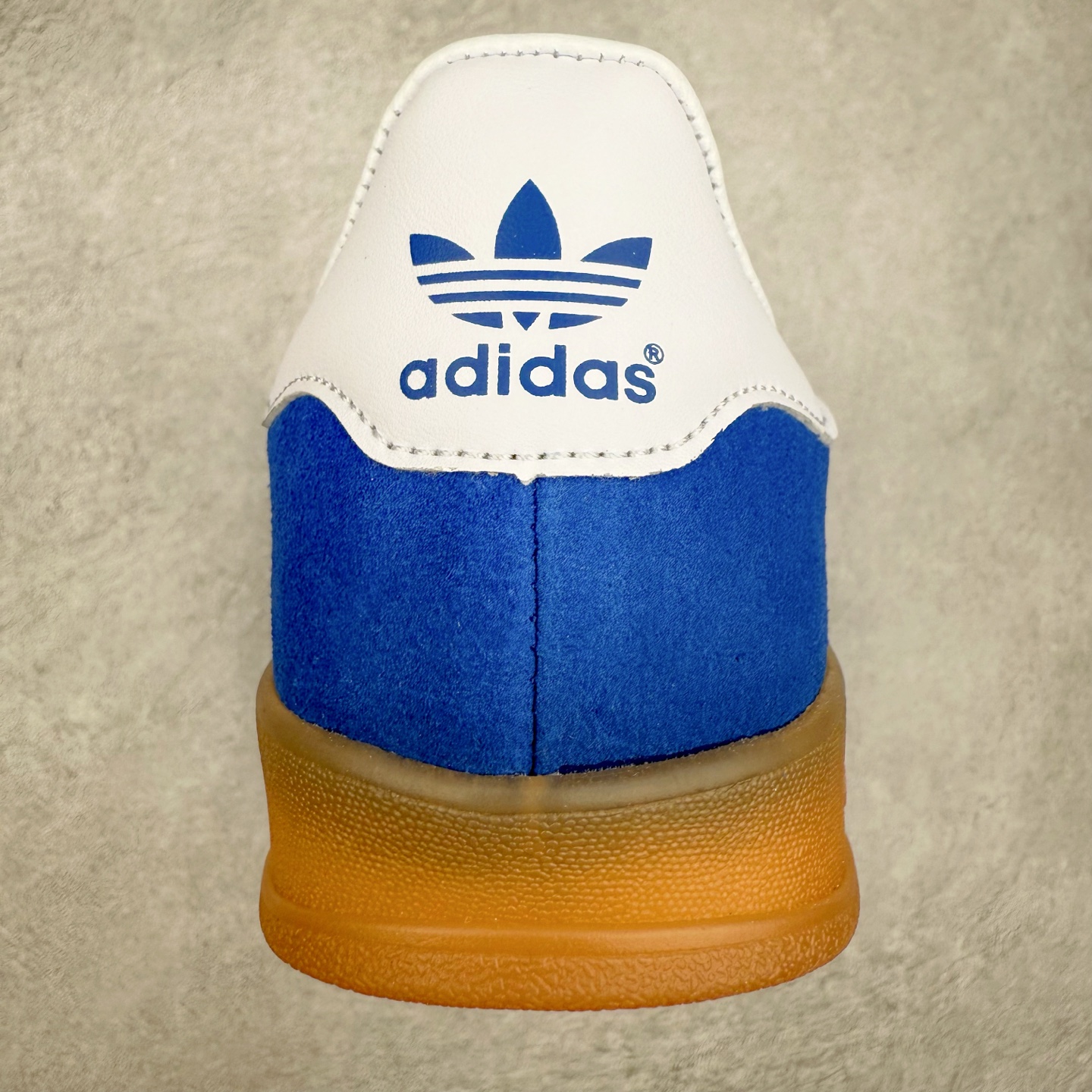 图片[8]-AD Gazelle Indoor Trainers 羚羊内训系列低帮复古百搭休闲运动德训风板鞋 JI2061 90年代经典的复刻版！自60年代以足球训练鞋面世以来,Gazelle就以其经典设计席卷全球。1991年版本的复刻,再造经典Gazelle。采用皮革打造,搭配浊色细节,让这款经典更加简约。尺码：36 36⅔ 37⅓ 38 38⅔ 39⅓ 40 40⅔ 41⅓ 42 42⅔ 43⅓ 44⅓ 44⅔ 45-选品中心