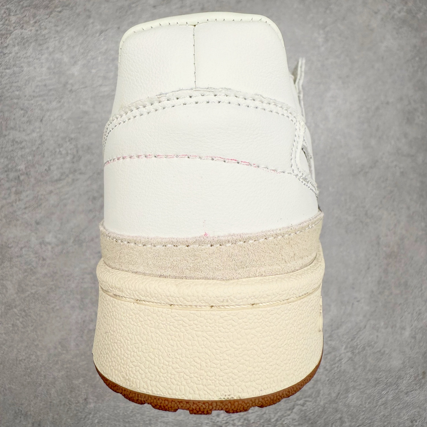 图片[8]-＃C版纯原 AD Forum 84 Low OG 低帮百搭潮流休闲运动板鞋 JH7940 以复古篮球鞋的外形为基础 采用皮革拼接 简约百搭 更加贴合舒适 中底内侧网格造型起到点睛之笔 外底橡胶 更显复古 尺码：36 36.5 37.5 38 38.5 39 40 40.5 41 42 42.5 43 44 44.5 45-选品中心