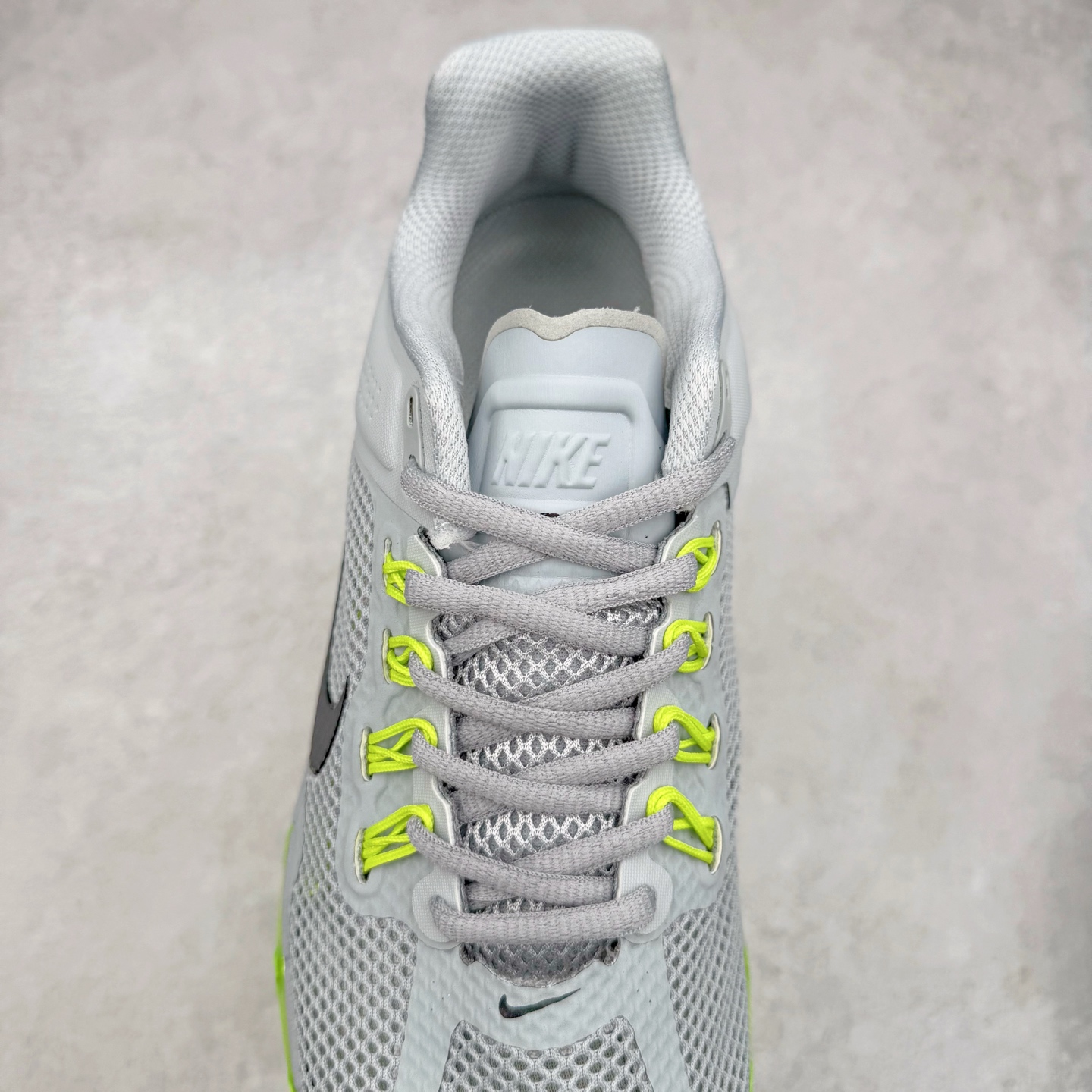 图片[5]-＃纯原 NK Air Max 2013 经典舒适时尚耐磨透气低帮气垫跑步鞋 HF3660-003 携时尚设计闪亮回归 出众有型 采用网眼布细节和运动风无缝覆面 助你保持清爽感受 塑就焕新造型 经典 Flywire 设计搭配经典全掌型 Max Air 缓震配置 缔造出众舒适感和支撑效果实拍调校N版已经零色差零失真 百分百还原实物色彩所见即所得 不存在货不对板色差等低级问题 选购参考实物拍摄 不混卖不参货 只用心做好货严格选品 承诺混一赔十 尺码：35.5 36 36.5 37.5 38 38.5 39 40 40.5 41 42 42.5 43 44 44.5 45 46 46.5-选品中心