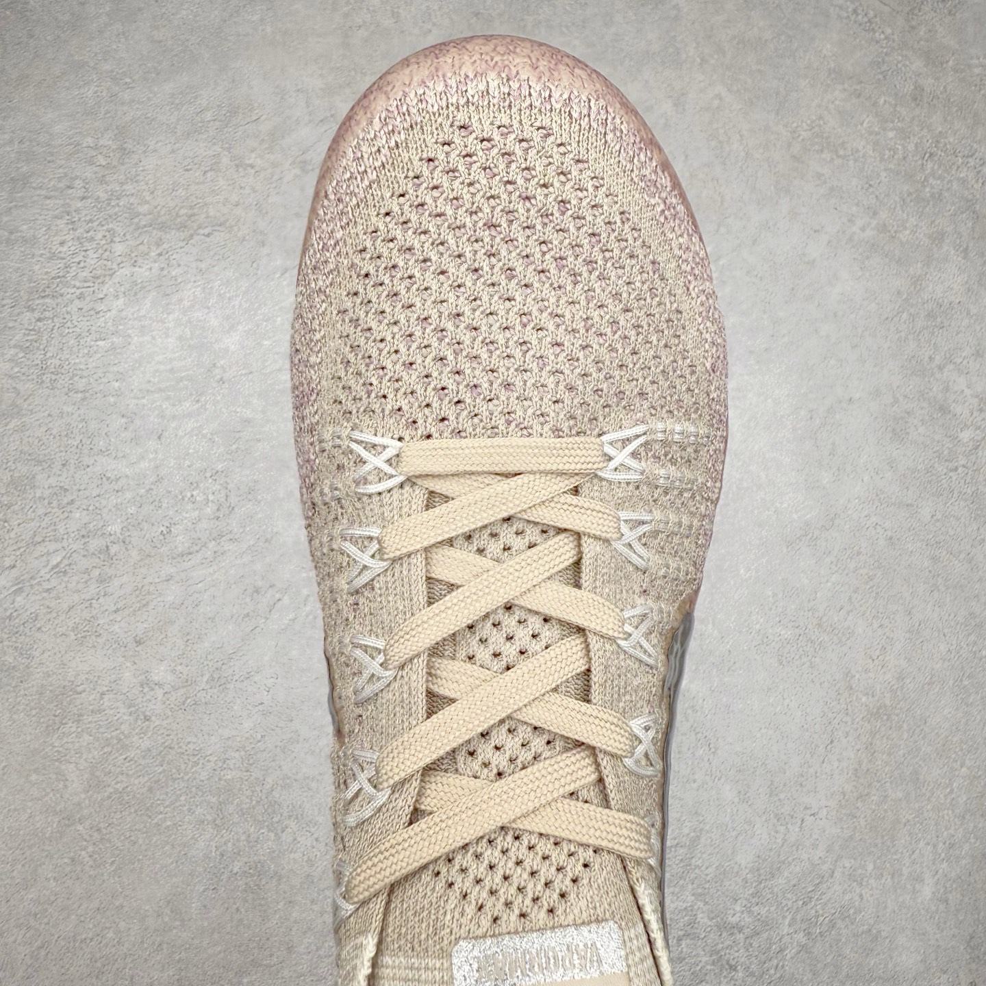 图片[4]-＃纯原 NK Air VaporMax Flyknit 2018大气垫百搭慢跑鞋 849557-202 德产斯托尔针织横机生产原档案针织鞋面 侧面\\\”鱼骨线\\\”清晰立体 原底气垫 细节诠释一切质疑 原产标加持 换盒过验 实拍调校N版已经零色差零失真 百分百还原实物色彩所见即所得 不存在货不对板色差等低级问题 选购参考实物拍摄 不混卖不参货 只用心做好货严格选品 承诺混一赔十 尺码：36 36.5 37.5 38 38.5 39 40 40.5 41 42 42.5 43 44 44.5 45 46 47.5-选品中心