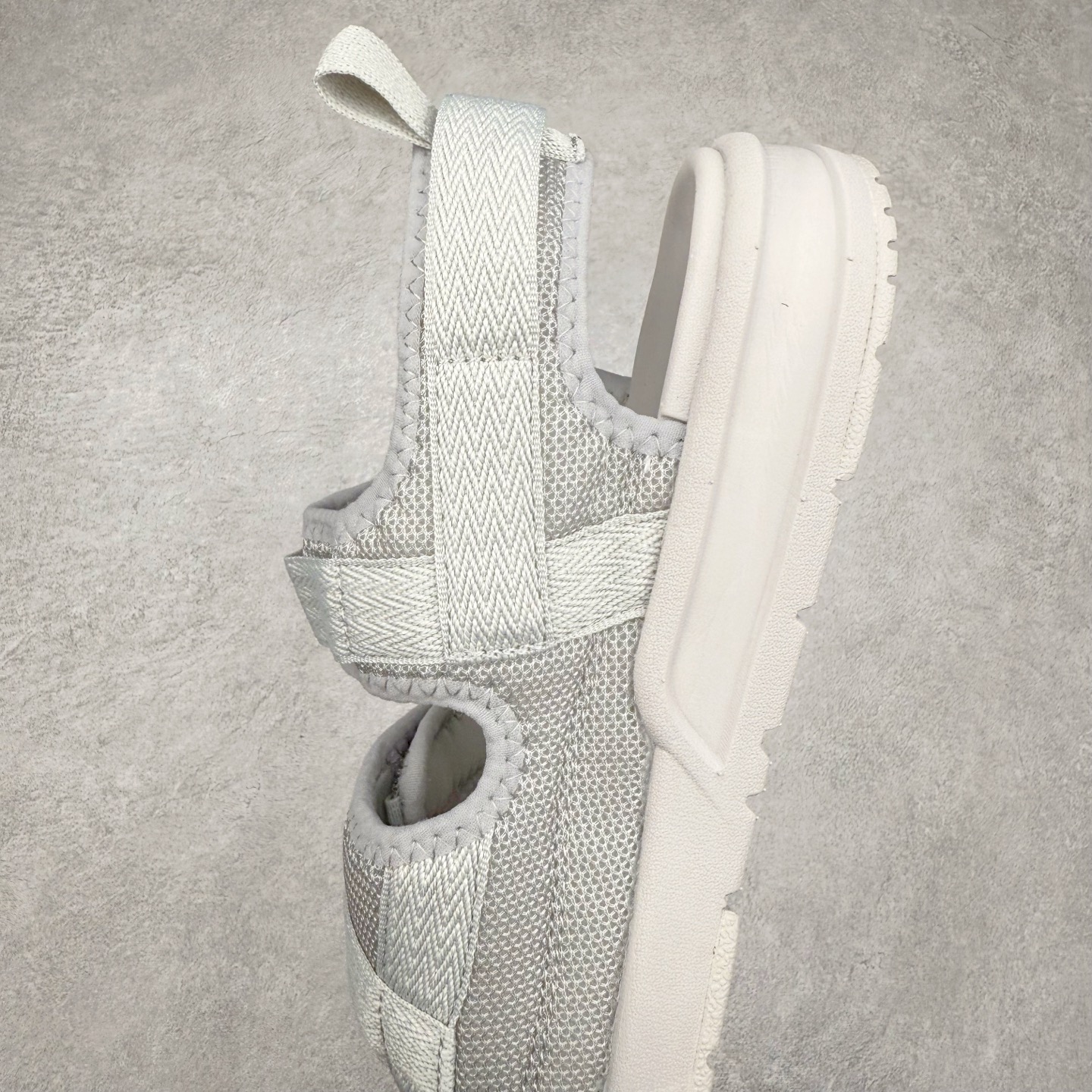 图片[7]-New Balance 新百伦NB SD3205 经典沙滩凉鞋 韩国专柜订单 MD高频软底 原厂织带面料 弹力扣 将机能美学融入到夏日凉鞋设计中 兼具舒适度与时尚感 早在韩国一经推出 迅速席卷潮流圈 尺码：35/44-选品中心