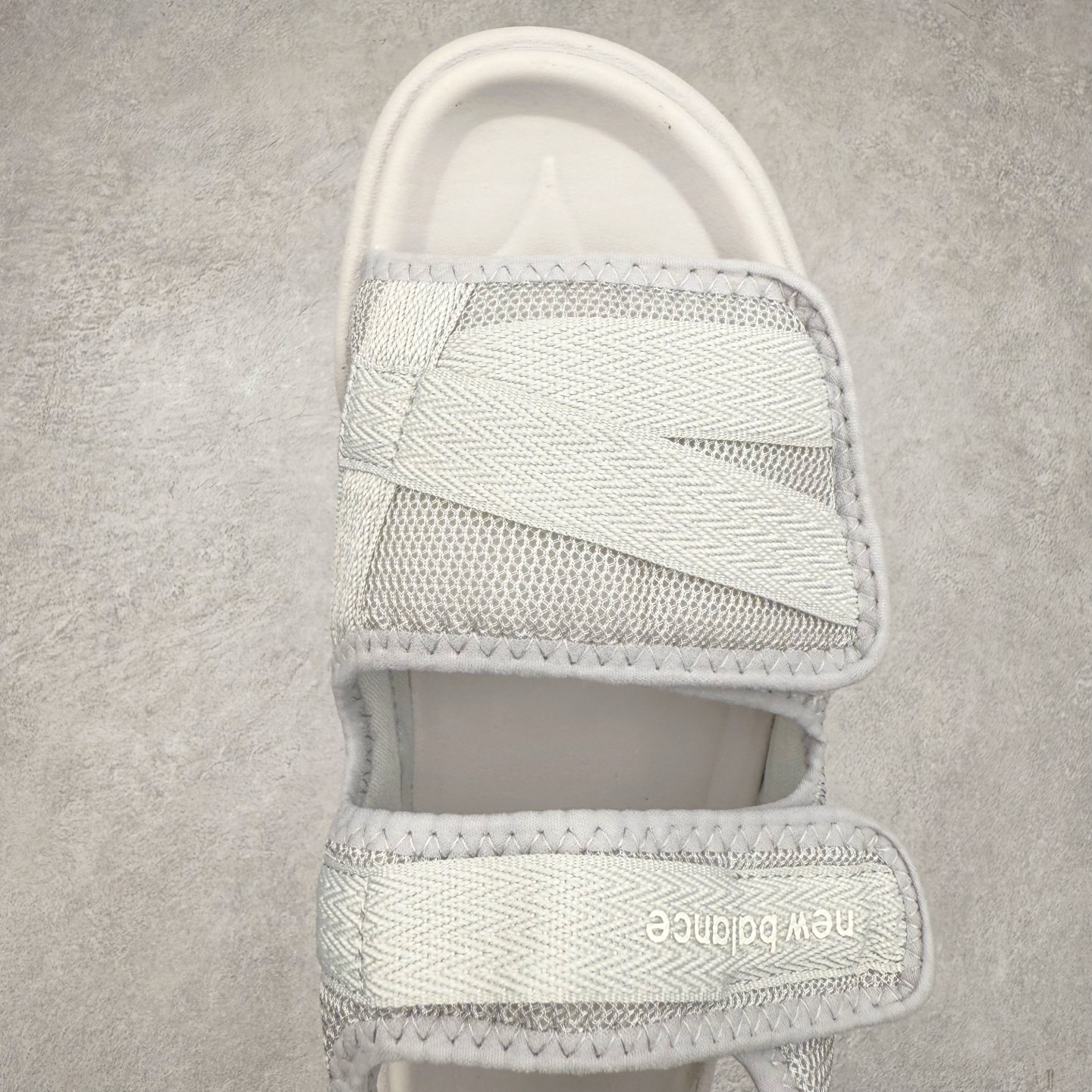 图片[4]-New Balance 新百伦NB SD3205 经典沙滩凉鞋 韩国专柜订单 MD高频软底 原厂织带面料 弹力扣 将机能美学融入到夏日凉鞋设计中 兼具舒适度与时尚感 早在韩国一经推出 迅速席卷潮流圈 尺码：35/44-选品中心