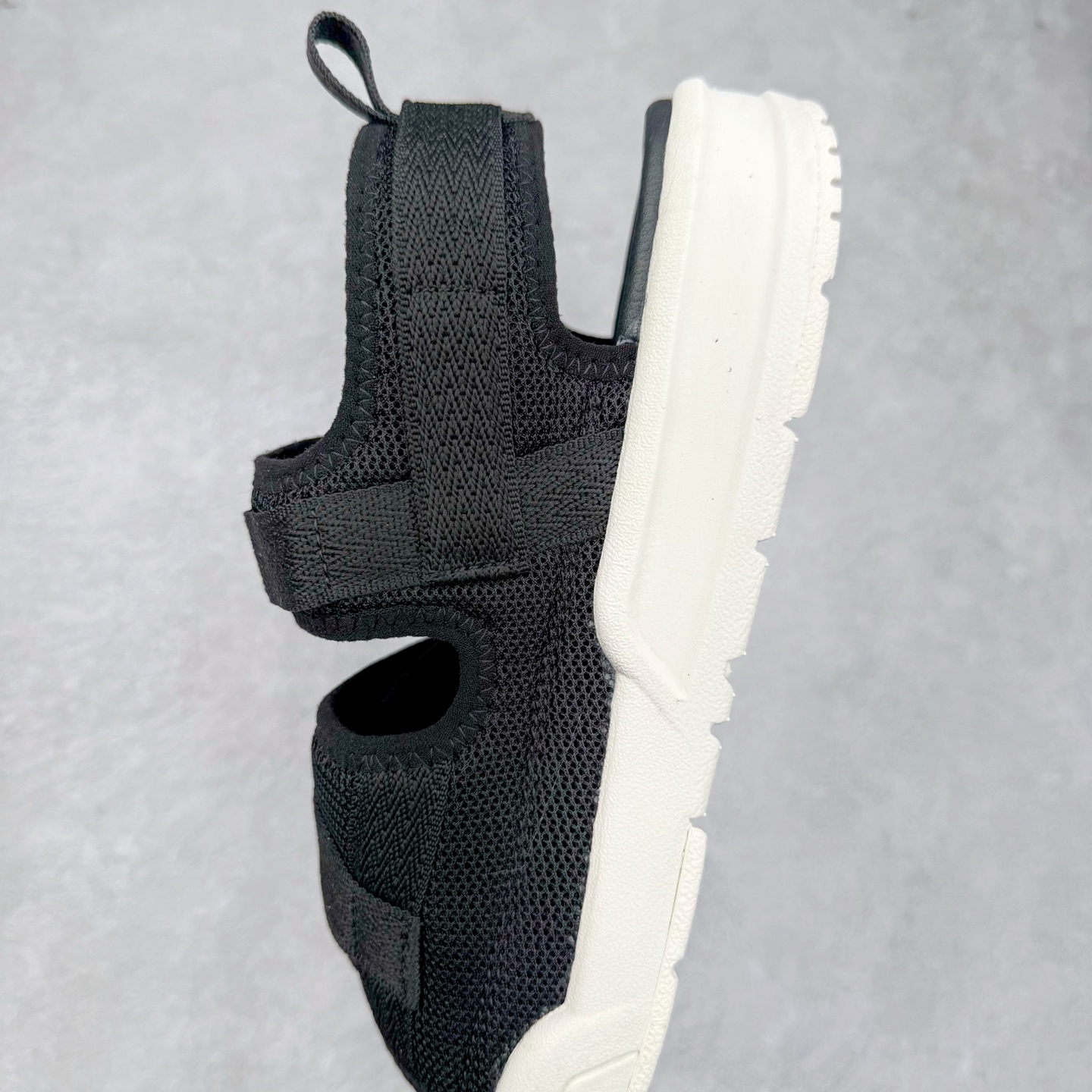 图片[7]-New Balance 新百伦NB SD3205 经典沙滩凉鞋 韩国专柜订单 MD高频软底 原厂织带面料 弹力扣 将机能美学融入到夏日凉鞋设计中 兼具舒适度与时尚感 早在韩国一经推出 迅速席卷潮流圈 尺码：35/44-选品中心