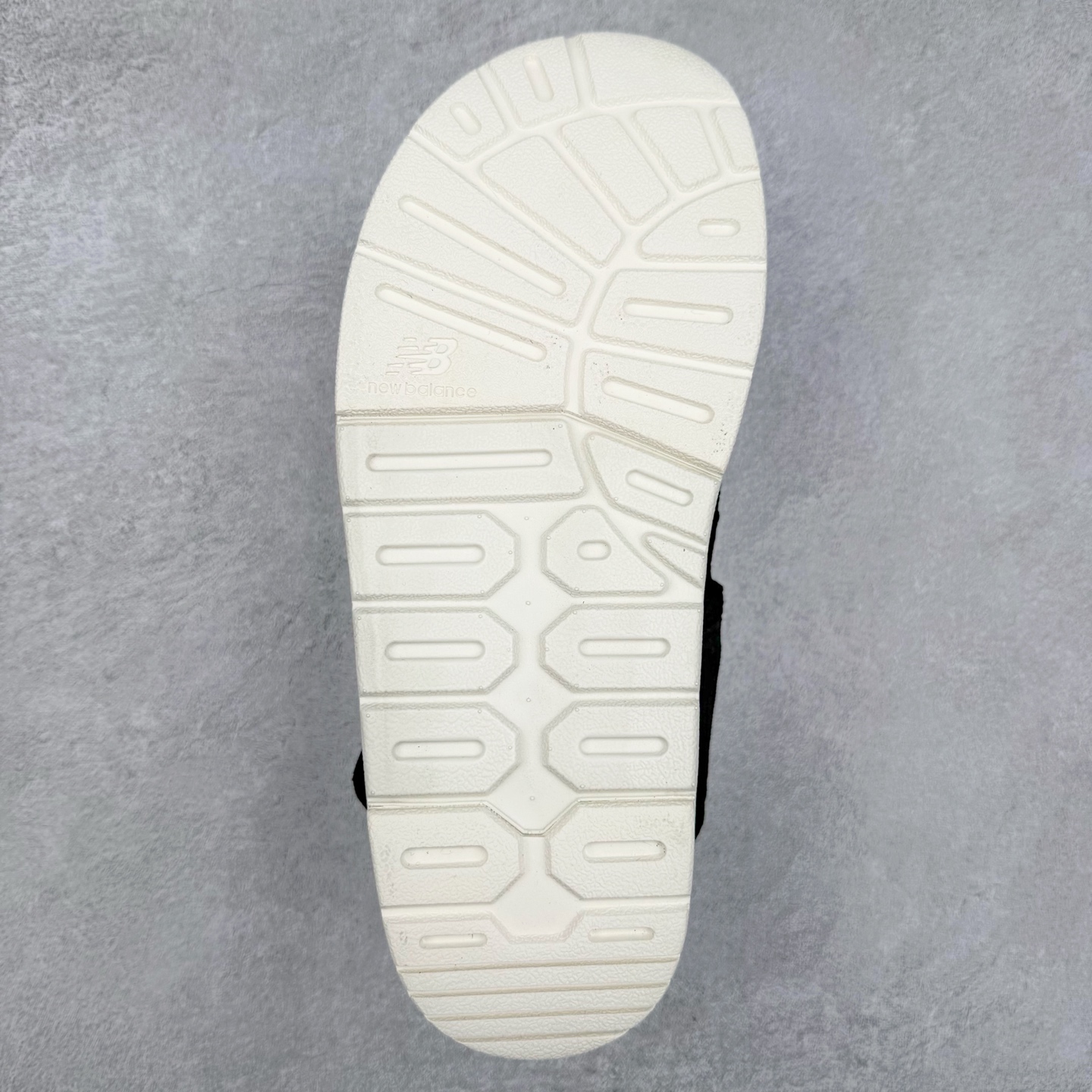 图片[9]-New Balance 新百伦NB SD3205 经典沙滩凉鞋 韩国专柜订单 MD高频软底 原厂织带面料 弹力扣 将机能美学融入到夏日凉鞋设计中 兼具舒适度与时尚感 早在韩国一经推出 迅速席卷潮流圈 尺码：35/44-选品中心