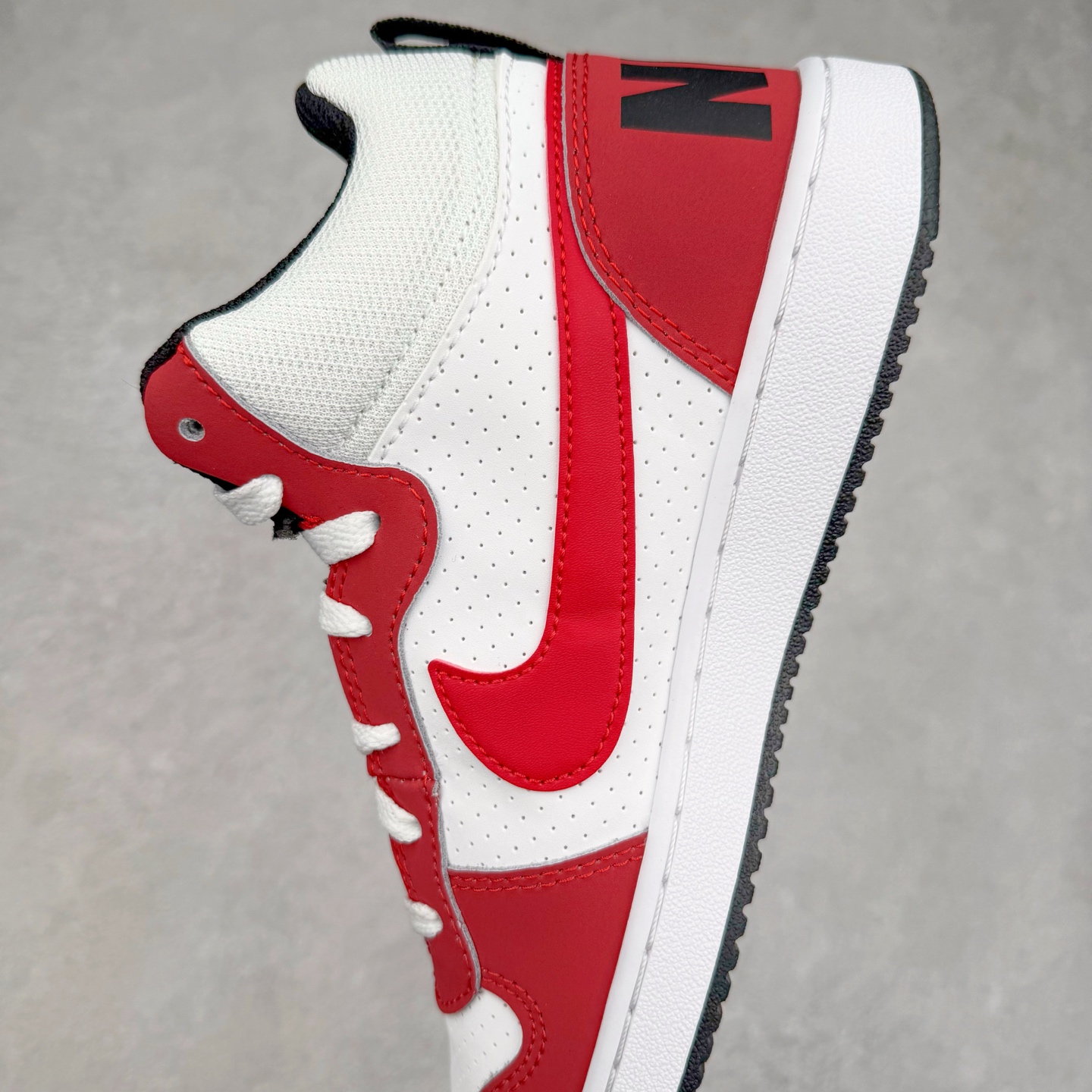 图片[7]-＃奥莱Zp订单福利 NK Court Vision Mid CV 中帮复古百搭透气休闲运动板鞋 经典耐用的设计 兼顾舒适脚感和出众风范 演绎匠心之作 结构性的支撑贴合感结合复古篮球设计 塑就场外全明星风范 奥莱zp订单 直播间399 499一样的东西 帮你省钱 支持各种鉴定 尺码：35.5 36 36.5 37.5 38 38.5 39 40-选品中心