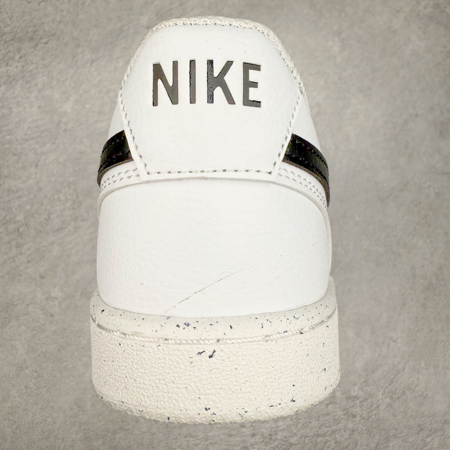 图片[8]-＃奥莱Zp订单福利 NK Court Vision Low CV低帮复古百搭透气休闲运动板鞋 经典耐用的设计 兼顾舒适脚感和出众风范 演绎匠心之作 结构性的支撑贴合感结合复古篮球设计 塑就场外全明星风范 奥莱zp订单 直播间399 499一样的东西 帮你省钱 支持各种鉴定 尺码：40 40.5 41 42 42.5-选品中心