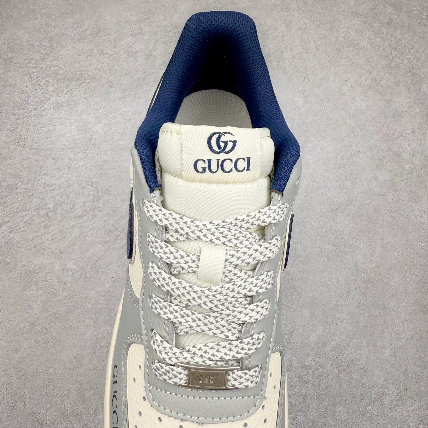 图片[5]-NK Air Force 1´07 Low 空军一号低帮百搭休闲运动板鞋 XS1958-543 柔软、弹性十足的缓震性能和出色的中底设计 横跨复古与现代的外型结合 造就出风靡全球 三十多年的Force 1 直到今天还深受青睐 实拍调校N版已经零色差零失真 百分百还原实物色彩所见即所得 不存在货不对板色差等低级问题 选购参考实物拍摄 不混卖不参货 只用心做好货严格选品 承诺混一赔十 尺码：36 36.5 37.5 38 38.5 39 40 40.5 41 42 42.5 43 44 44.5 45-选品中心