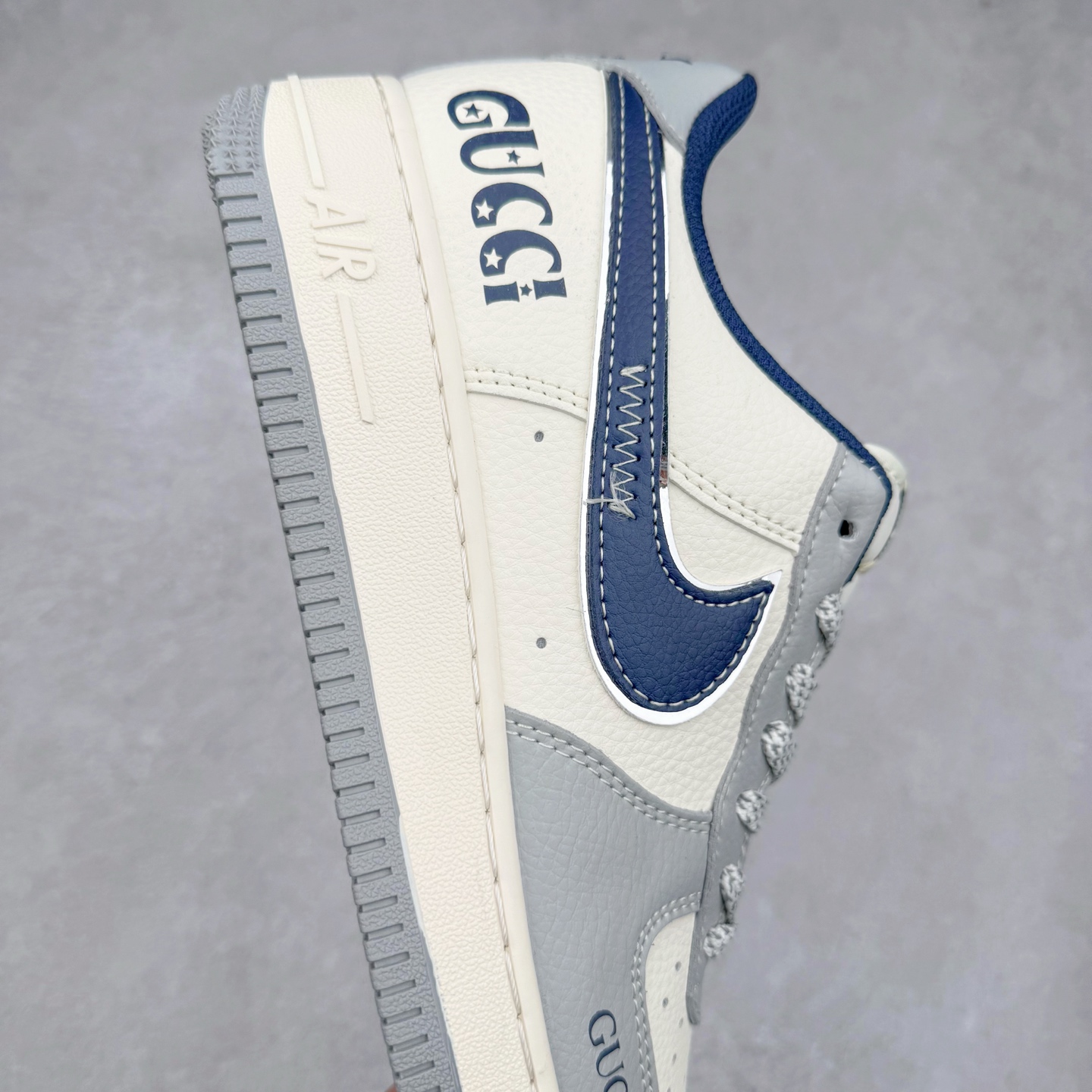 图片[6]-NK Air Force 1´07 Low 空军一号低帮百搭休闲运动板鞋 XS1958-543 柔软、弹性十足的缓震性能和出色的中底设计 横跨复古与现代的外型结合 造就出风靡全球 三十多年的Force 1 直到今天还深受青睐 实拍调校N版已经零色差零失真 百分百还原实物色彩所见即所得 不存在货不对板色差等低级问题 选购参考实物拍摄 不混卖不参货 只用心做好货严格选品 承诺混一赔十 尺码：36 36.5 37.5 38 38.5 39 40 40.5 41 42 42.5 43 44 44.5 45-选品中心