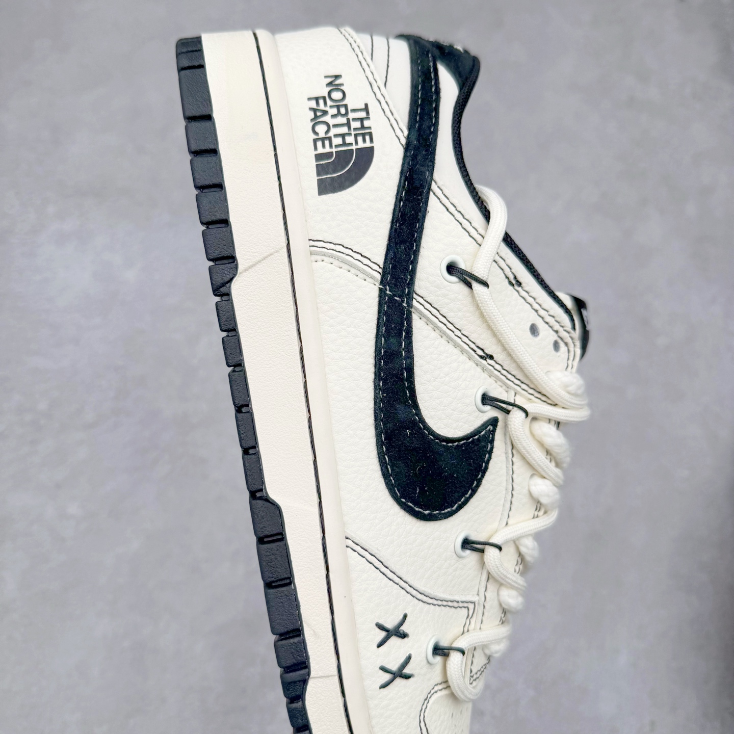 图片[6]-NK Dunk Low 定制配色 YX5066-286 大厂出品 极力推荐 原装头层材料 独家版型蒸餾加工帶來的是更好的视觉和脚感体验大厂纯原品质出货 清洁度 电绣工艺 皮料切割干净无任何毛边 细节完美 实拍调校N版已经零色差零失真 百分百还原实物色彩所见即所得 不存在货不对板色差等低级问题 选购参考实物拍摄 不混卖不参货 只用心做好货严格选品 承诺混一赔十 尺码：36 36.5 37.5 38 38.5 39 40 40.5 41 42 42.5 43 44 44.5 45-选品中心