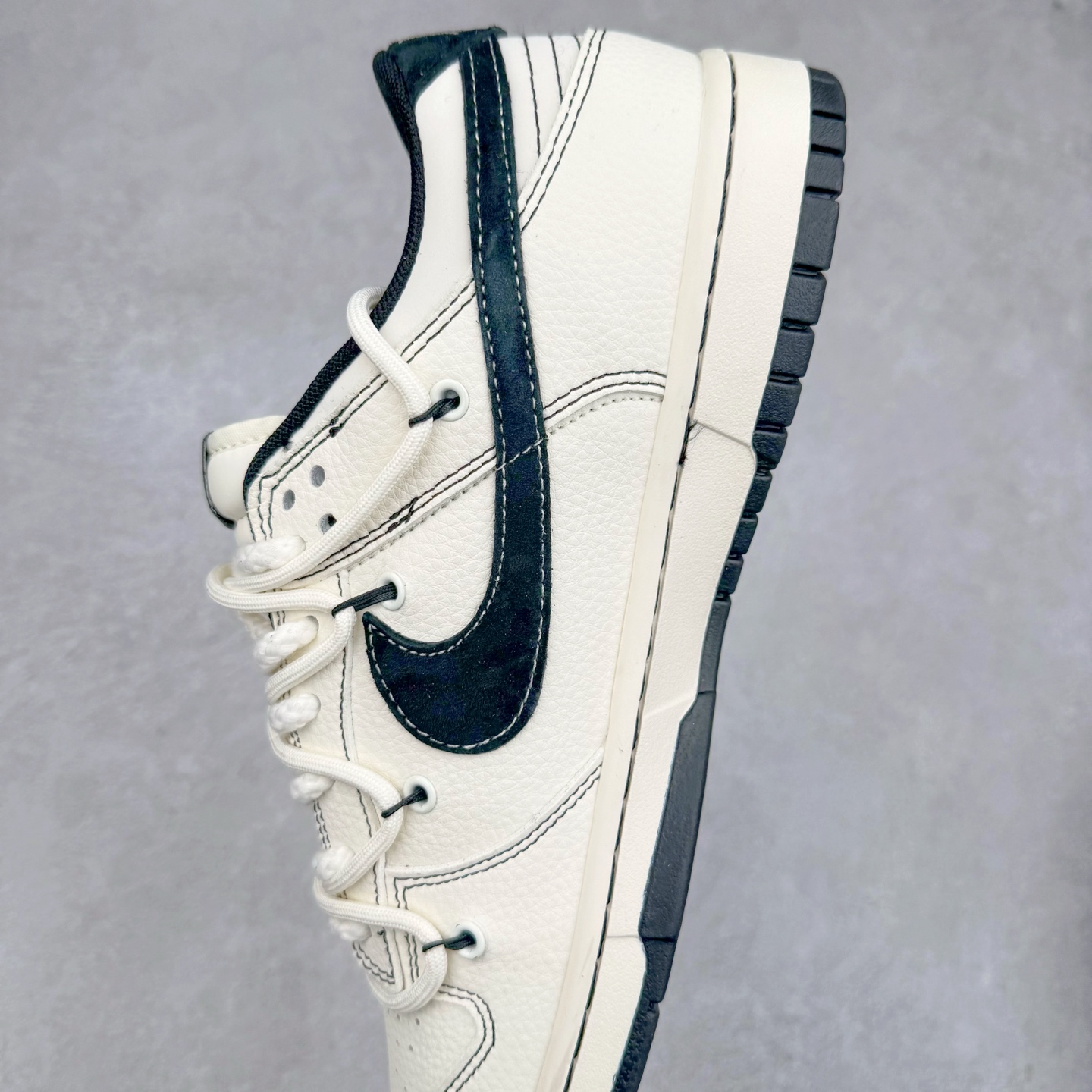 图片[7]-NK Dunk Low 定制配色 YX5066-286 大厂出品 极力推荐 原装头层材料 独家版型蒸餾加工帶來的是更好的视觉和脚感体验大厂纯原品质出货 清洁度 电绣工艺 皮料切割干净无任何毛边 细节完美 实拍调校N版已经零色差零失真 百分百还原实物色彩所见即所得 不存在货不对板色差等低级问题 选购参考实物拍摄 不混卖不参货 只用心做好货严格选品 承诺混一赔十 尺码：36 36.5 37.5 38 38.5 39 40 40.5 41 42 42.5 43 44 44.5 45-选品中心