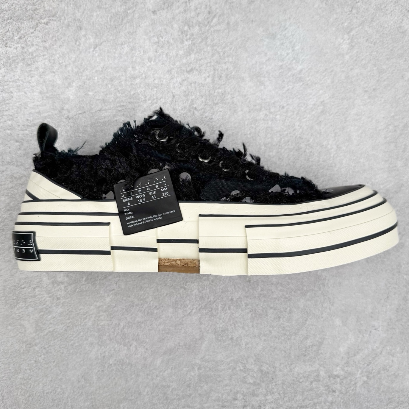 ＃纯原 xVESSEL G.O.P. Low 全硫化乞丐鞋 吴建豪主理品牌 解构重叠厚底软木低帮硫化板鞋 全配色原鞋开发 支持对比 细节 工艺 等.. 当前市售最高版本 正确半贴合鞋标工艺 正确鞋头上翘整体楦型 原厂12蛊司厚实舒适帆布面料 面料工序需要通过三次水洗 散落自然杂乱流苏做旧复古效果 支持NFC网页编码识别 升级厚实软木塞内底 纯手工贴合多重围条硫化工艺 原鞋包装 原鞋代码鞋标完全一致 市面顶级毒盒版本 工艺细节 全网络能覆盖到的地方最强 至今无别的工厂能超越的品质 尺码：35 36 37 38 39 40 41 42 43 44 45-选品中心