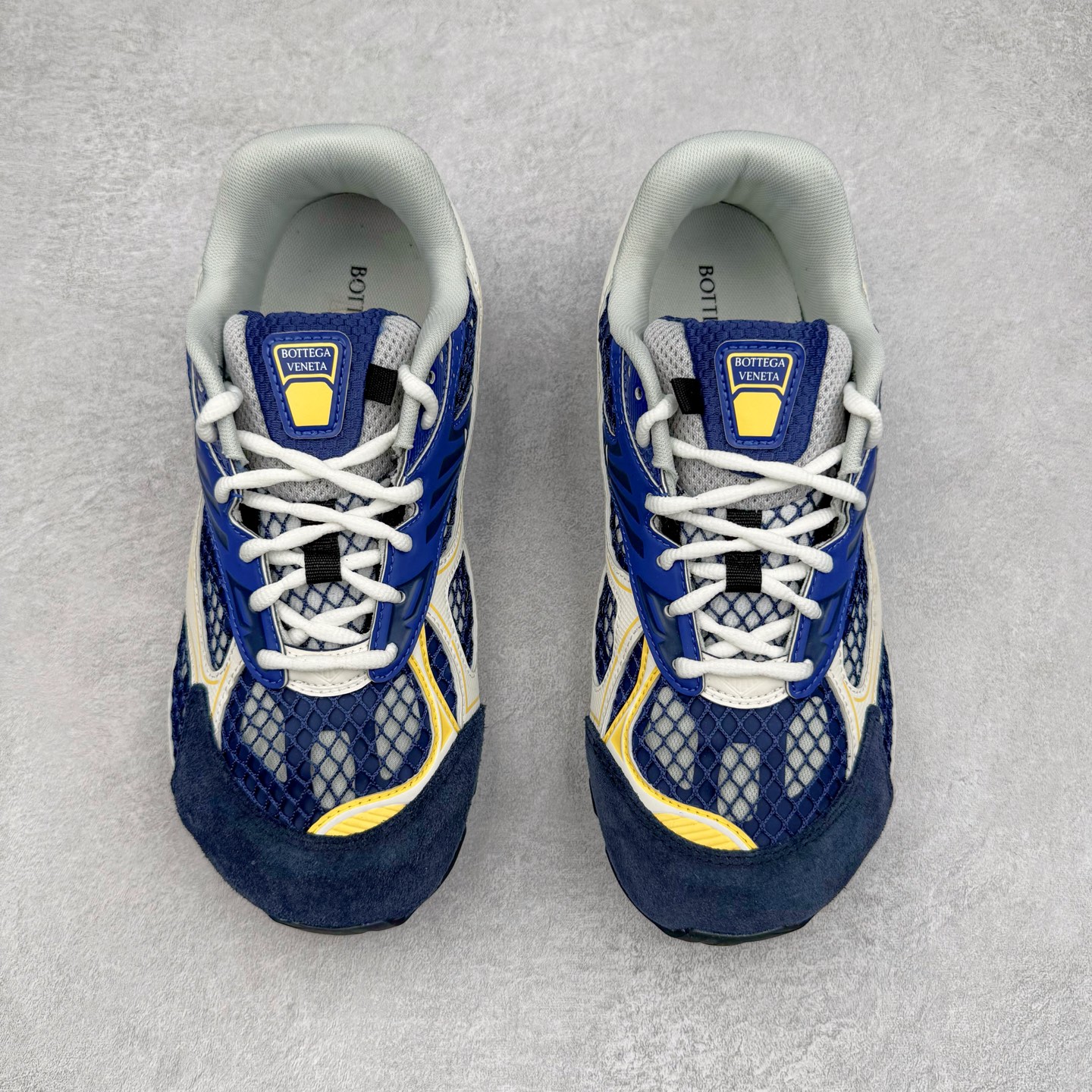 图片[2]-＃GD广顶 BOTTEGA VENETA Orbit Runner BV葆蝶家时尚休闲王一博同款老爹鞋运动鞋 原版开发 一比一打造 相似度百分之99以上 市场一梯队级别品质 区别市场任何标文顶级品质版本 采用轻质科技网布面料 搭配几何图案设计橡胶外底 王炸系列 高版本 认准套包工艺 实际增高很多哦 还是一样显腿细非常nice 耐玩耐造 对标对版 套包鞋工艺 认准高版本 大底选用拼色TPU大底 配置原版包装 尺码：35 36 37 38 39 40 41 42 43 44 45-选品中心