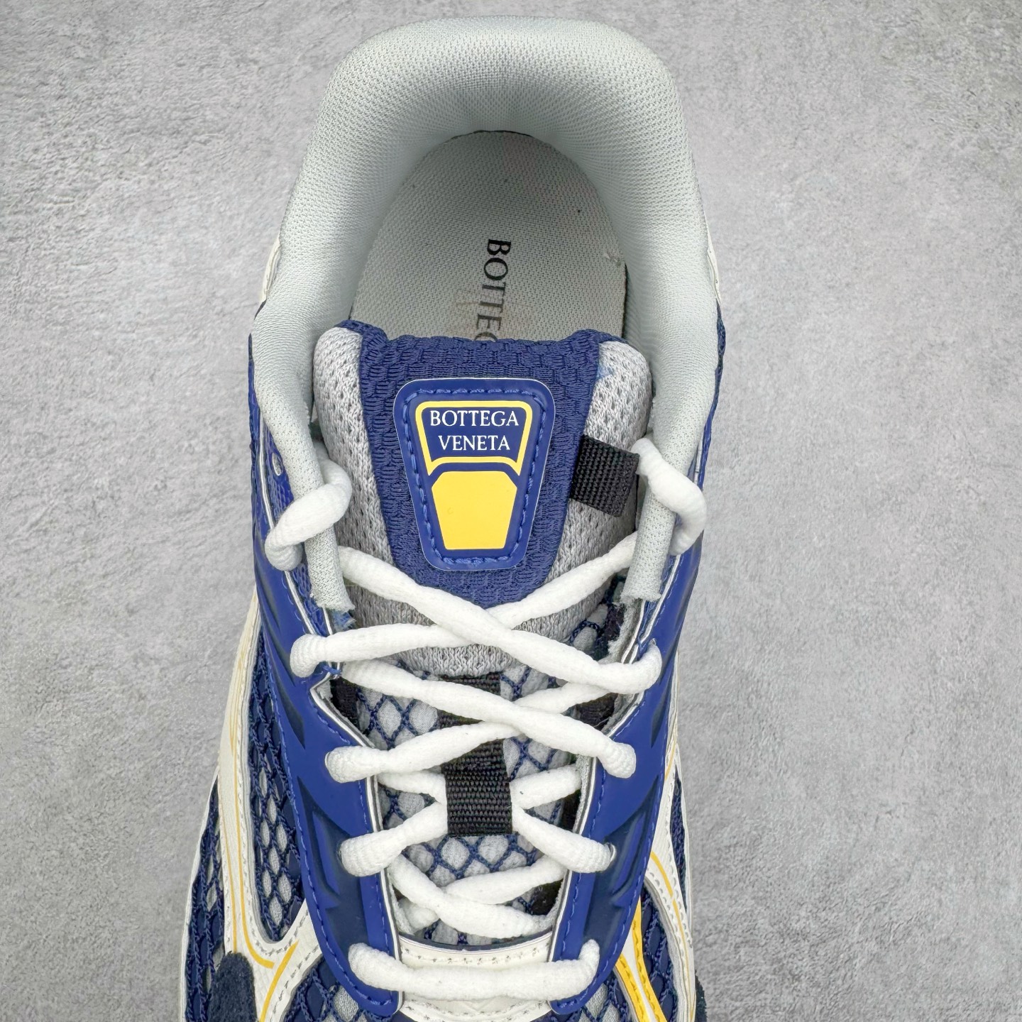 图片[5]-＃GD广顶 BOTTEGA VENETA Orbit Runner BV葆蝶家时尚休闲王一博同款老爹鞋运动鞋 原版开发 一比一打造 相似度百分之99以上 市场一梯队级别品质 区别市场任何标文顶级品质版本 采用轻质科技网布面料 搭配几何图案设计橡胶外底 王炸系列 高版本 认准套包工艺 实际增高很多哦 还是一样显腿细非常nice 耐玩耐造 对标对版 套包鞋工艺 认准高版本 大底选用拼色TPU大底 配置原版包装 尺码：35 36 37 38 39 40 41 42 43 44 45-选品中心