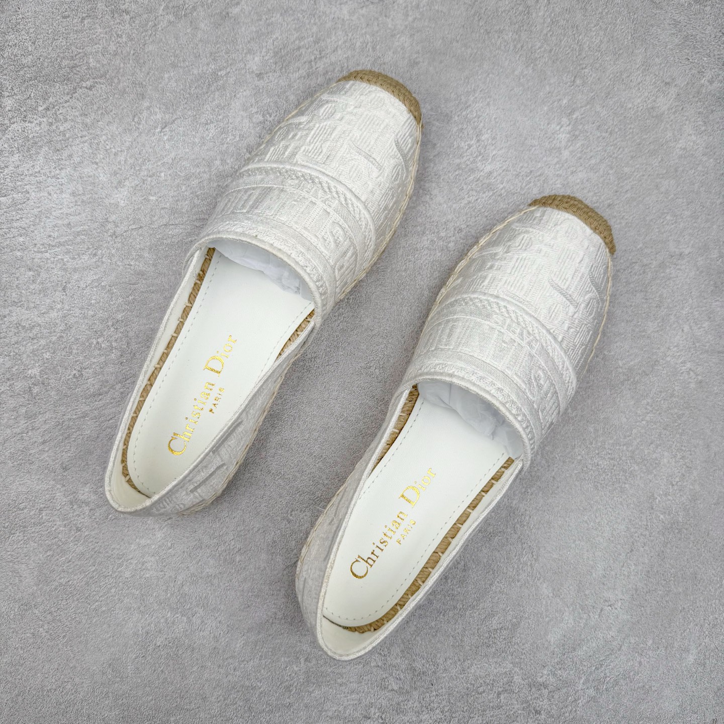 图片[3]-Dior 20s 春夏首秀迪奥渔夫鞋系列 原单代购渠道版本 市面最高版本（3D原版Logo电绣立体感）Christian Dior 经典老花版品牌图案 网红单品 小红书热推爆款 专柜精致包装 尺码：35 36 37 38 39 40-选品中心