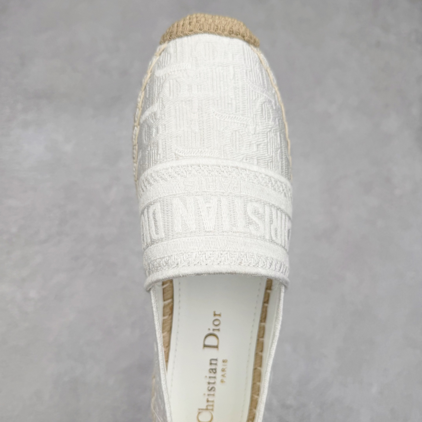 图片[4]-Dior 20s 春夏首秀迪奥渔夫鞋系列 原单代购渠道版本 市面最高版本（3D原版Logo电绣立体感）Christian Dior 经典老花版品牌图案 网红单品 小红书热推爆款 专柜精致包装 尺码：35 36 37 38 39 40-选品中心