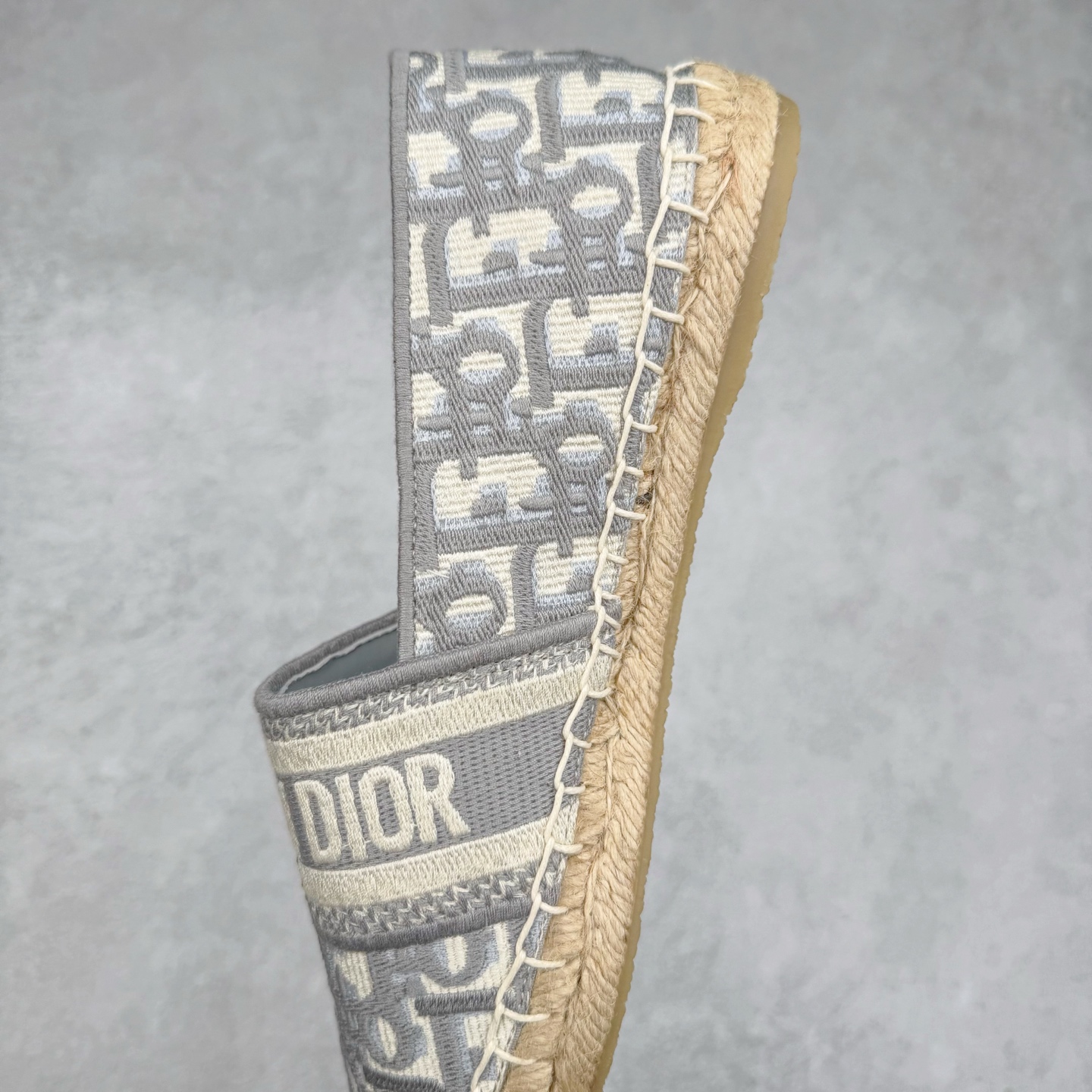 图片[7]-Dior 20s 春夏首秀迪奥渔夫鞋系列 原单代购渠道版本 市面最高版本（3D原版Logo电绣立体感）Christian Dior 经典老花版品牌图案 网红单品 小红书热推爆款 专柜精致包装 尺码：35 36 37 38 39 40-选品中心