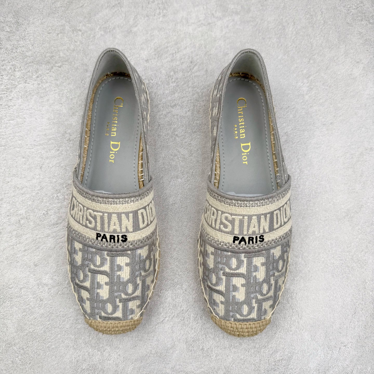 图片[2]-Dior 20s 春夏首秀迪奥渔夫鞋系列 原单代购渠道版本 市面最高版本（3D原版Logo电绣立体感）Christian Dior 经典老花版品牌图案 网红单品 小红书热推爆款 专柜精致包装 尺码：35 36 37 38 39 40-选品中心