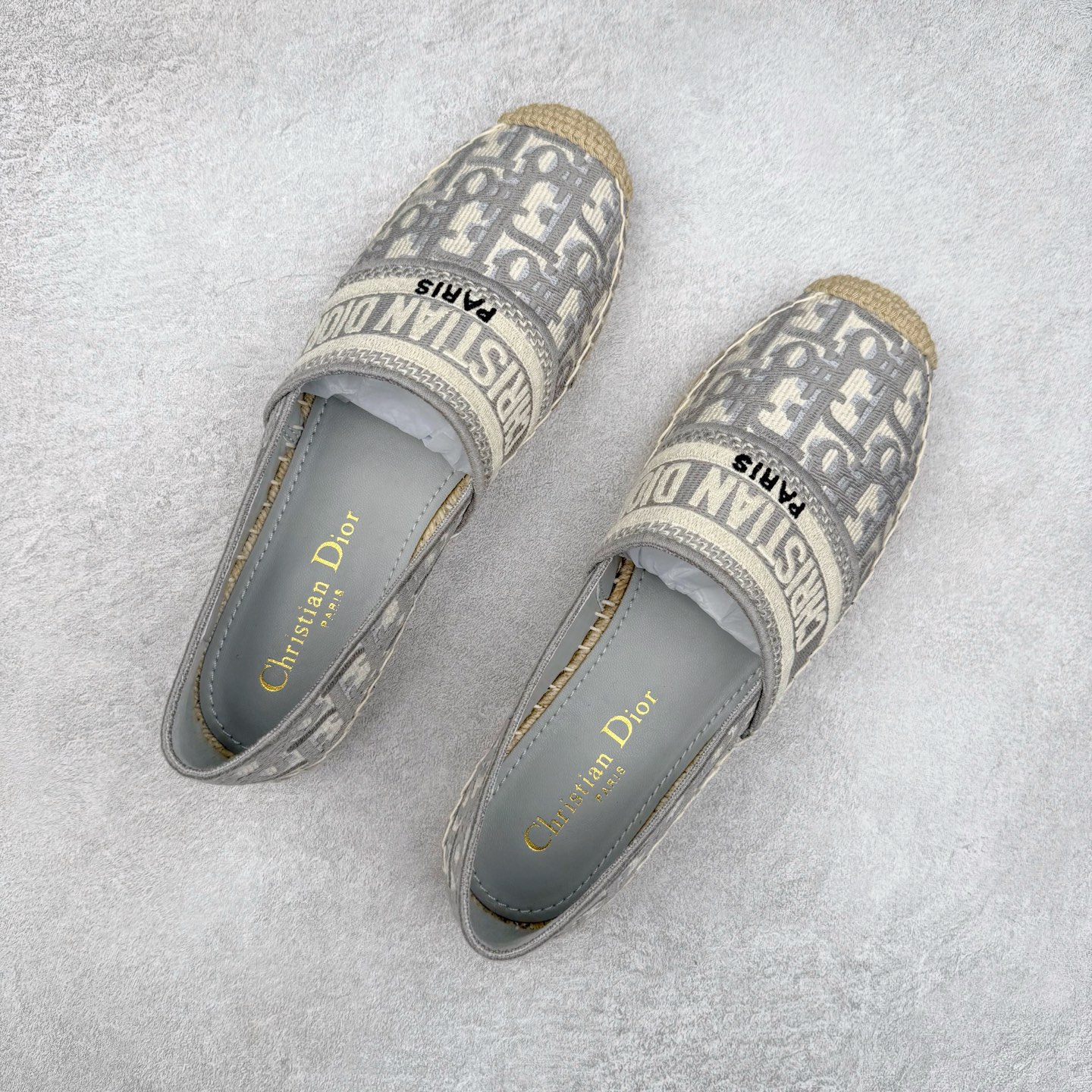 图片[3]-Dior 20s 春夏首秀迪奥渔夫鞋系列 原单代购渠道版本 市面最高版本（3D原版Logo电绣立体感）Christian Dior 经典老花版品牌图案 网红单品 小红书热推爆款 专柜精致包装 尺码：35 36 37 38 39 40-选品中心