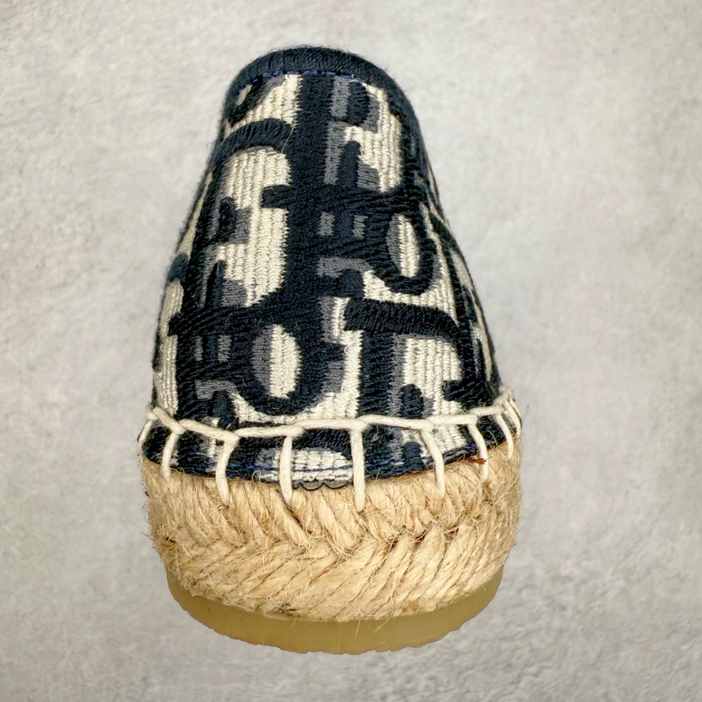 图片[8]-Dior 20s 春夏首秀迪奥渔夫鞋系列 原单代购渠道版本 市面最高版本（3D原版Logo电绣立体感）Christian Dior 经典老花版品牌图案 网红单品 小红书热推爆款 专柜精致包装 尺码：35 36 37 38 39 40-选品中心