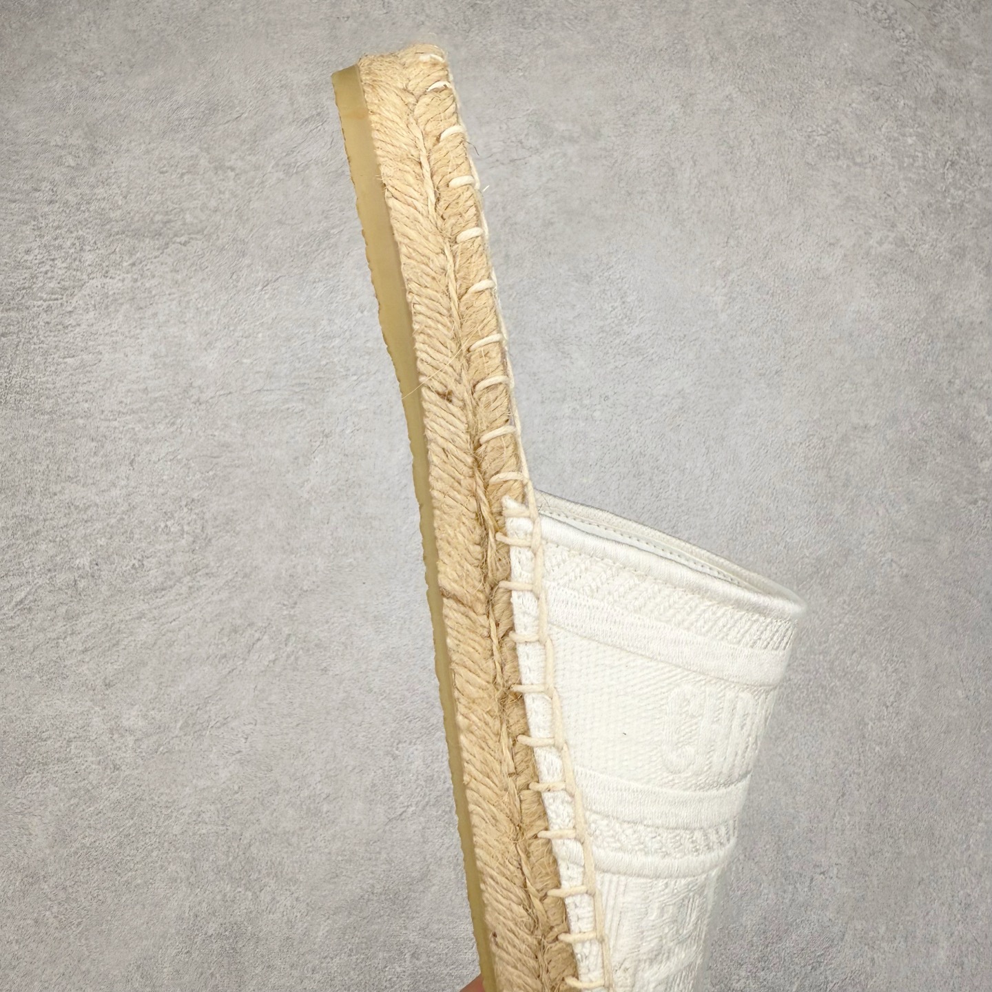 图片[6]-Dior 20s 春夏首秀迪奥渔夫鞋系列 原单代购渠道版本 市面最高版本（3D原版Logo电绣立体感）Christian Dior 经典老花版品牌图案 网红单品 小红书热推爆款 专柜精致包装 尺码：35 36 37 38 39 40-选品中心