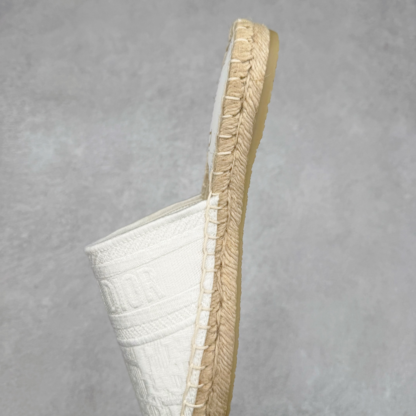 图片[7]-Dior 20s 春夏首秀迪奥渔夫鞋系列 原单代购渠道版本 市面最高版本（3D原版Logo电绣立体感）Christian Dior 经典老花版品牌图案 网红单品 小红书热推爆款 专柜精致包装 尺码：35 36 37 38 39 40-选品中心