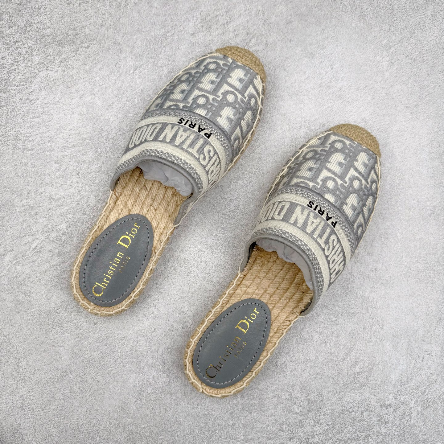 图片[3]-Dior 20s 春夏首秀迪奥渔夫鞋系列 原单代购渠道版本 市面最高版本（3D原版Logo电绣立体感）Christian Dior 经典老花版品牌图案 网红单品 小红书热推爆款 专柜精致包装 尺码：35 36 37 38 39 40-选品中心
