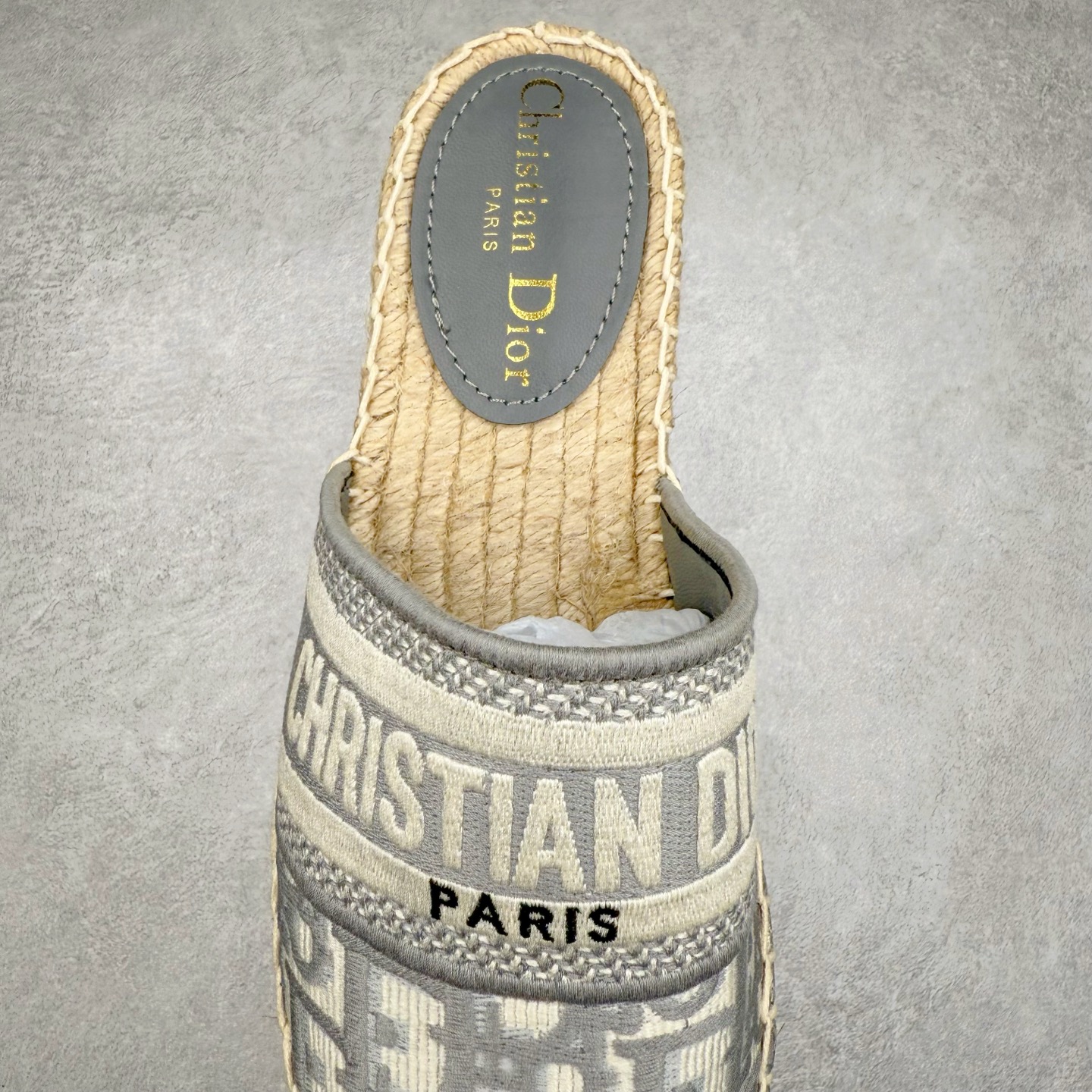 图片[5]-Dior 20s 春夏首秀迪奥渔夫鞋系列 原单代购渠道版本 市面最高版本（3D原版Logo电绣立体感）Christian Dior 经典老花版品牌图案 网红单品 小红书热推爆款 专柜精致包装 尺码：35 36 37 38 39 40-选品中心