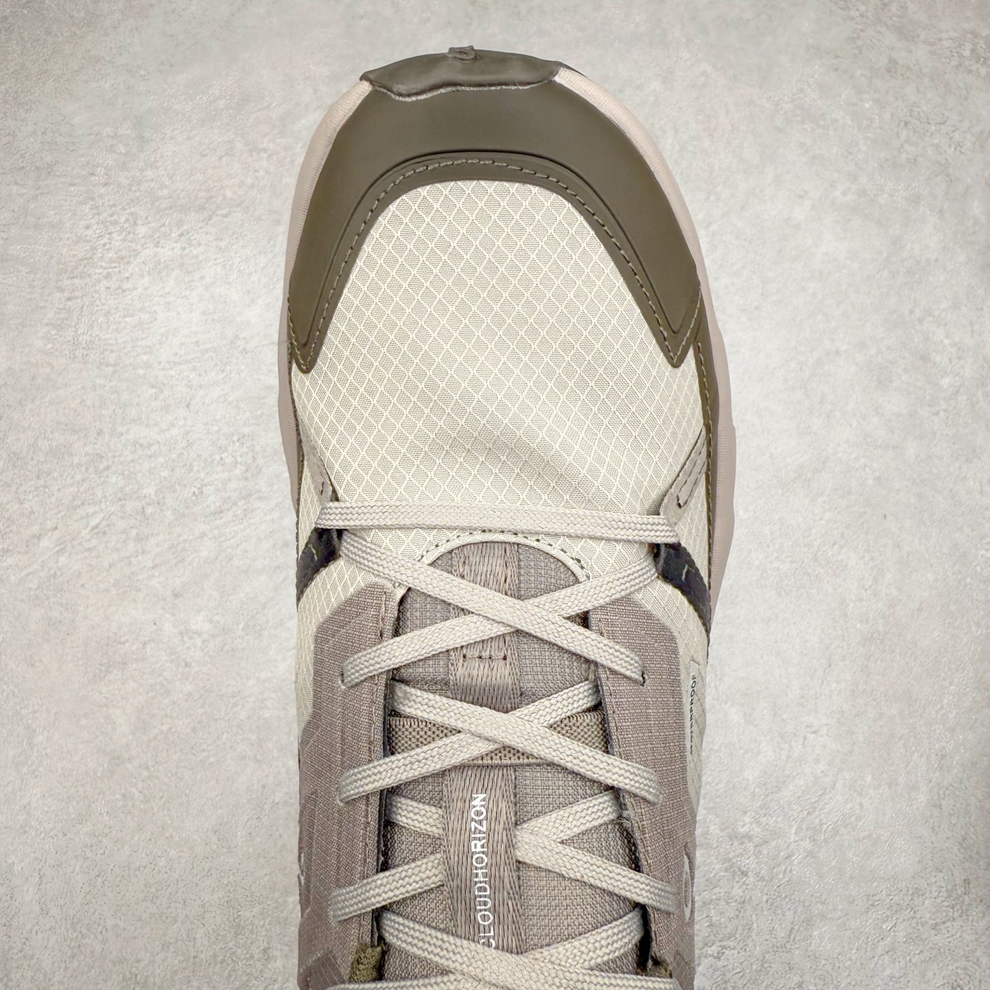 图片[4]-On昂跑 Cloudnova 轻量舒适织物回弹减震透气轻便耐磨防滑低帮休闲跑步鞋 昂跑运动品牌 开创于2010年 缓震着陆、强效回弹、轻柔质感的设计构思始终是ON研制关键 与此同时基于“为全球提供革新性的跑步感受”信念 陆续推出了多款跑鞋及其以专业运动人体跑步工程学为设计关键的功能性跑步服饰设备 让跑者不费力气地畅快畅跑 尺码：36 36.5 37.5 38 38.5 39 40 40.5 41 42 42.5 43 44 44.5 45-选品中心