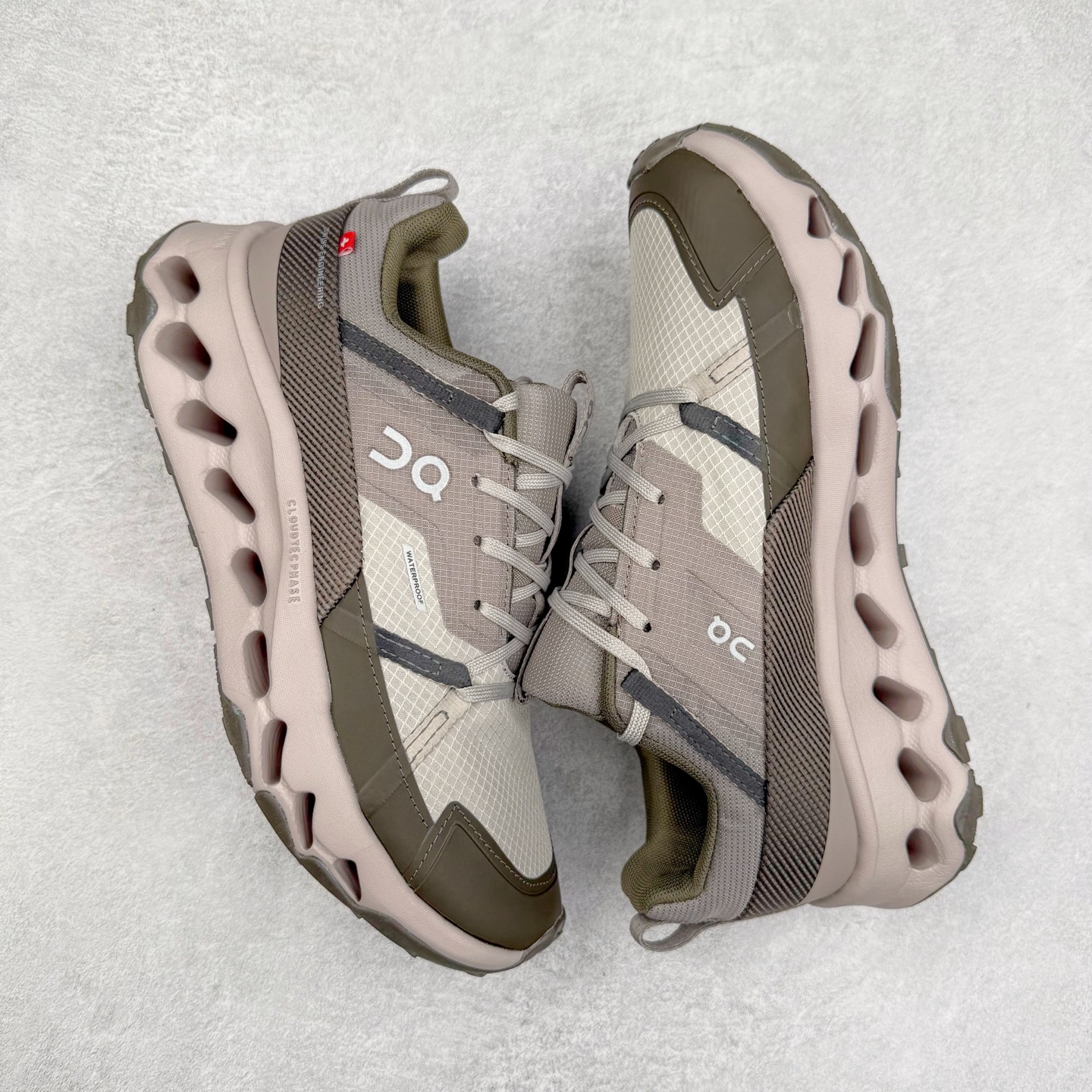 图片[3]-On昂跑 Cloudnova 轻量舒适织物回弹减震透气轻便耐磨防滑低帮休闲跑步鞋 昂跑运动品牌 开创于2010年 缓震着陆、强效回弹、轻柔质感的设计构思始终是ON研制关键 与此同时基于“为全球提供革新性的跑步感受”信念 陆续推出了多款跑鞋及其以专业运动人体跑步工程学为设计关键的功能性跑步服饰设备 让跑者不费力气地畅快畅跑 尺码：36 36.5 37.5 38 38.5 39 40 40.5 41 42 42.5 43 44 44.5 45-选品中心