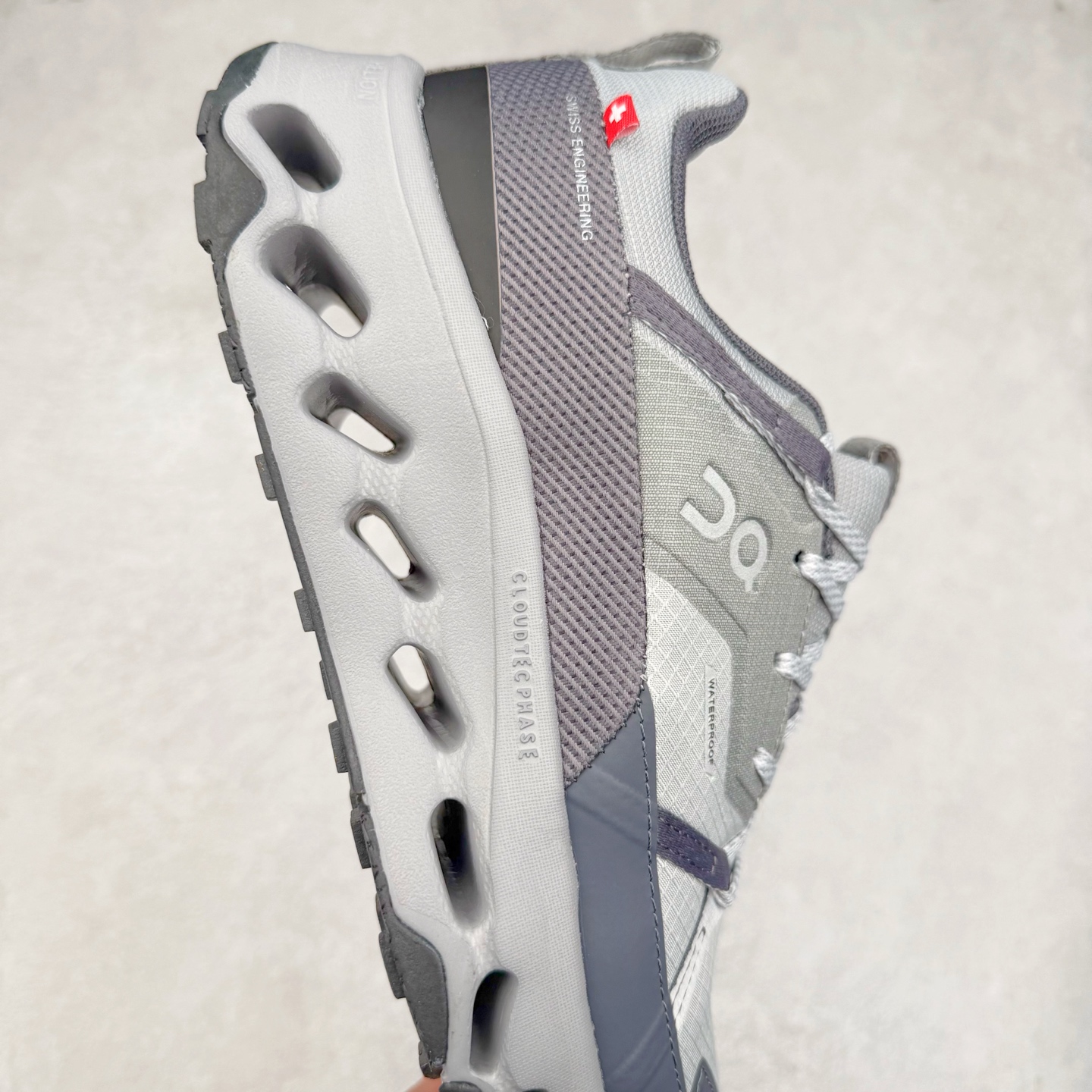 图片[6]-On昂跑 Cloudnova 轻量舒适织物回弹减震透气轻便耐磨防滑低帮休闲跑步鞋 昂跑运动品牌 开创于2010年 缓震着陆、强效回弹、轻柔质感的设计构思始终是ON研制关键 与此同时基于“为全球提供革新性的跑步感受”信念 陆续推出了多款跑鞋及其以专业运动人体跑步工程学为设计关键的功能性跑步服饰设备 让跑者不费力气地畅快畅跑 尺码：36 36.5 37.5 38 38.5 39 40 40.5 41 42 42.5 43 44 44.5 45-选品中心