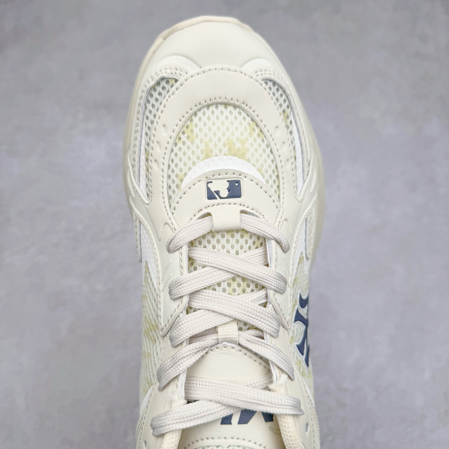 图片[4]-MLB Chunky Cargo 纽约洋基队合成革潮流时尚舒适休闲运动风厚底增高 防滑耐磨 低帮 老爹鞋 男女同款 黑色 实拍调校N版已经零色差零失真 百分百还原实物色彩所见即所得 不存在货不对板色差等低级问题 选购参考实物拍摄 不混卖不参货 只用心做好货严格选品 承诺混一赔十 尺码：36 36.5 37.5 38 38.5 39 40 40.5 41 42 42.5 43 44 44.5 45-选品中心