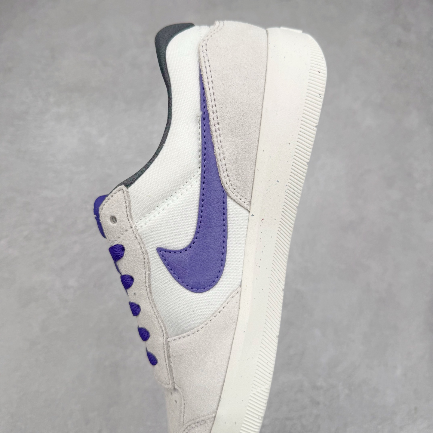 图片[7]-NK SB Force 58 空军58系列低帮休闲运动滑板板鞋 DV5477-006 鞋面由帆布和麂皮拼接 层次感丰富 搭配硫化外底 耐磨耐穿 鞋舌及中底后跟处饰有SB Logo 表明鞋款身份 采用包边设计 经久耐穿 硫化结构则有效提升灵活性 穿上这款全新推出的创意力作 助你耀动街头 尺码：36 36.5 37.5 38 38.5 39 40 40.5 41 42 42.5 43 44 45-选品中心