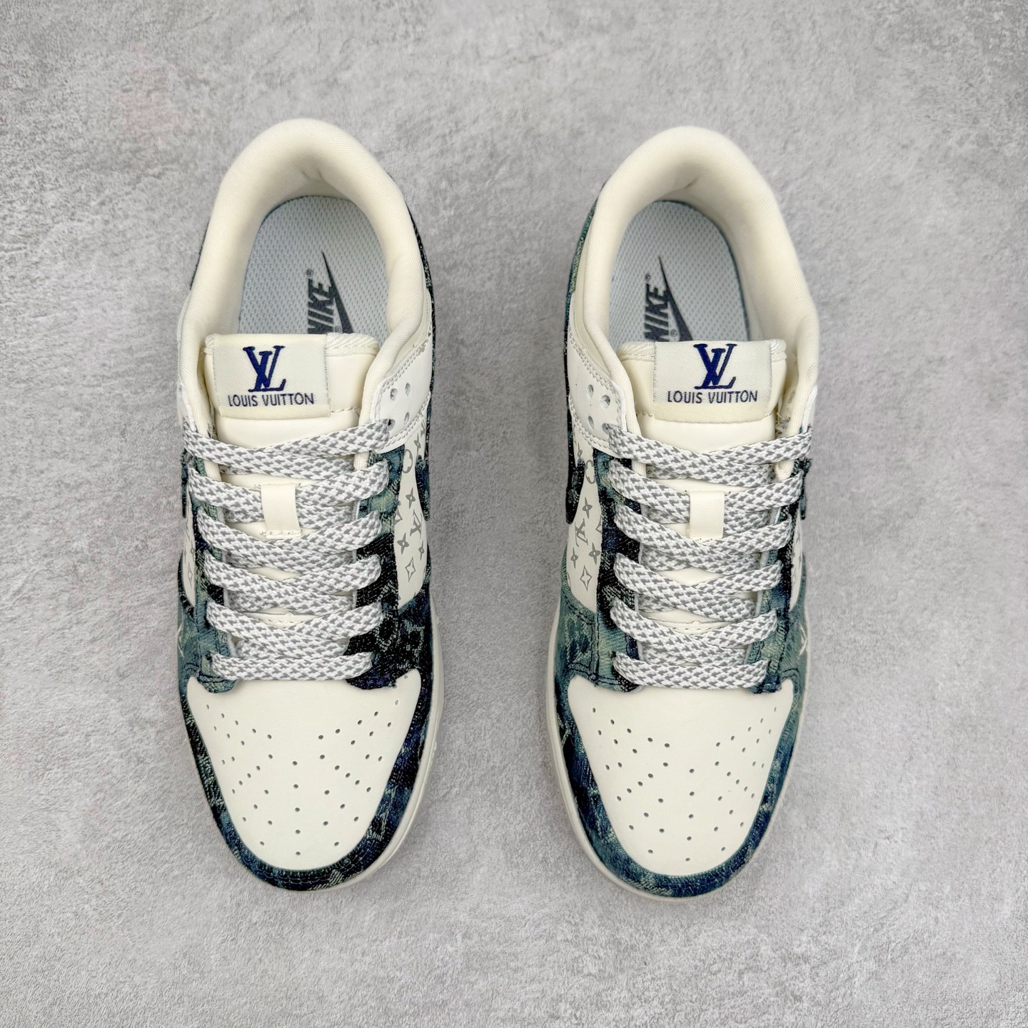 图片[2]-NK Dunk Low 定制配色 CH8311-288 大厂出品 极力推荐 原装头层材料 独家版型蒸餾加工帶來的是更好的视觉和脚感体验大厂纯原品质出货 清洁度 电绣工艺 皮料切割干净无任何毛边 细节完美 实拍调校N版已经零色差零失真 百分百还原实物色彩所见即所得 不存在货不对板色差等低级问题 选购参考实物拍摄 不混卖不参货 只用心做好货严格选品 承诺混一赔十 尺码：36 36.5 37.5 38 38.5 39 40 40.5 41 42 42.5 43 44 44.5 45-选品中心