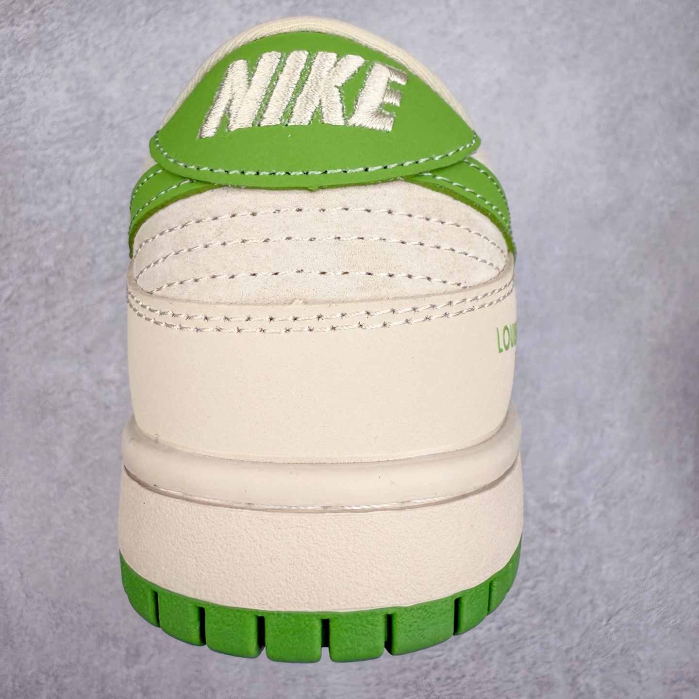 图片[8]-NK Dunk Low 定制配色 XB3802-345 大厂出品 极力推荐 原装头层材料 独家版型蒸餾加工帶來的是更好的视觉和脚感体验大厂纯原品质出货 清洁度 电绣工艺 皮料切割干净无任何毛边 细节完美 实拍调校N版已经零色差零失真 百分百还原实物色彩所见即所得 不存在货不对板色差等低级问题 选购参考实物拍摄 不混卖不参货 只用心做好货严格选品 承诺混一赔十 尺码：36 36.5 37.5 38 38.5 39 40 40.5 41 42 42.5 43 44 44.5 45-选品中心