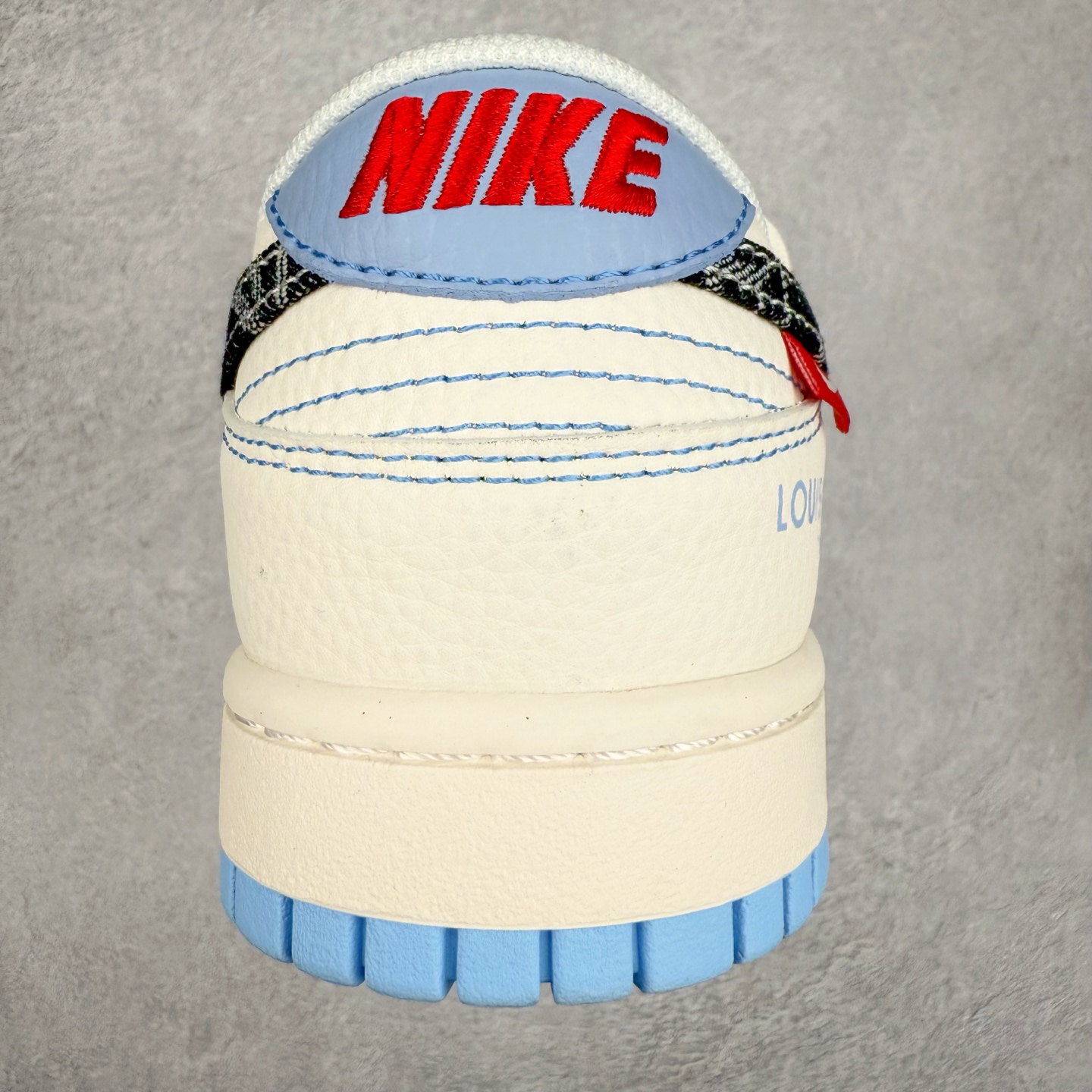 图片[8]-NK Dunk Low 定制配色 FC1688-219 大厂出品 极力推荐 原装头层材料 独家版型蒸餾加工帶來的是更好的视觉和脚感体验大厂纯原品质出货 清洁度 电绣工艺 皮料切割干净无任何毛边 细节完美 实拍调校N版已经零色差零失真 百分百还原实物色彩所见即所得 不存在货不对板色差等低级问题 选购参考实物拍摄 不混卖不参货 只用心做好货严格选品 承诺混一赔十 尺码：36 36.5 37.5 38 38.5 39 40 40.5 41 42 42.5 43 44 44.5 45-选品中心