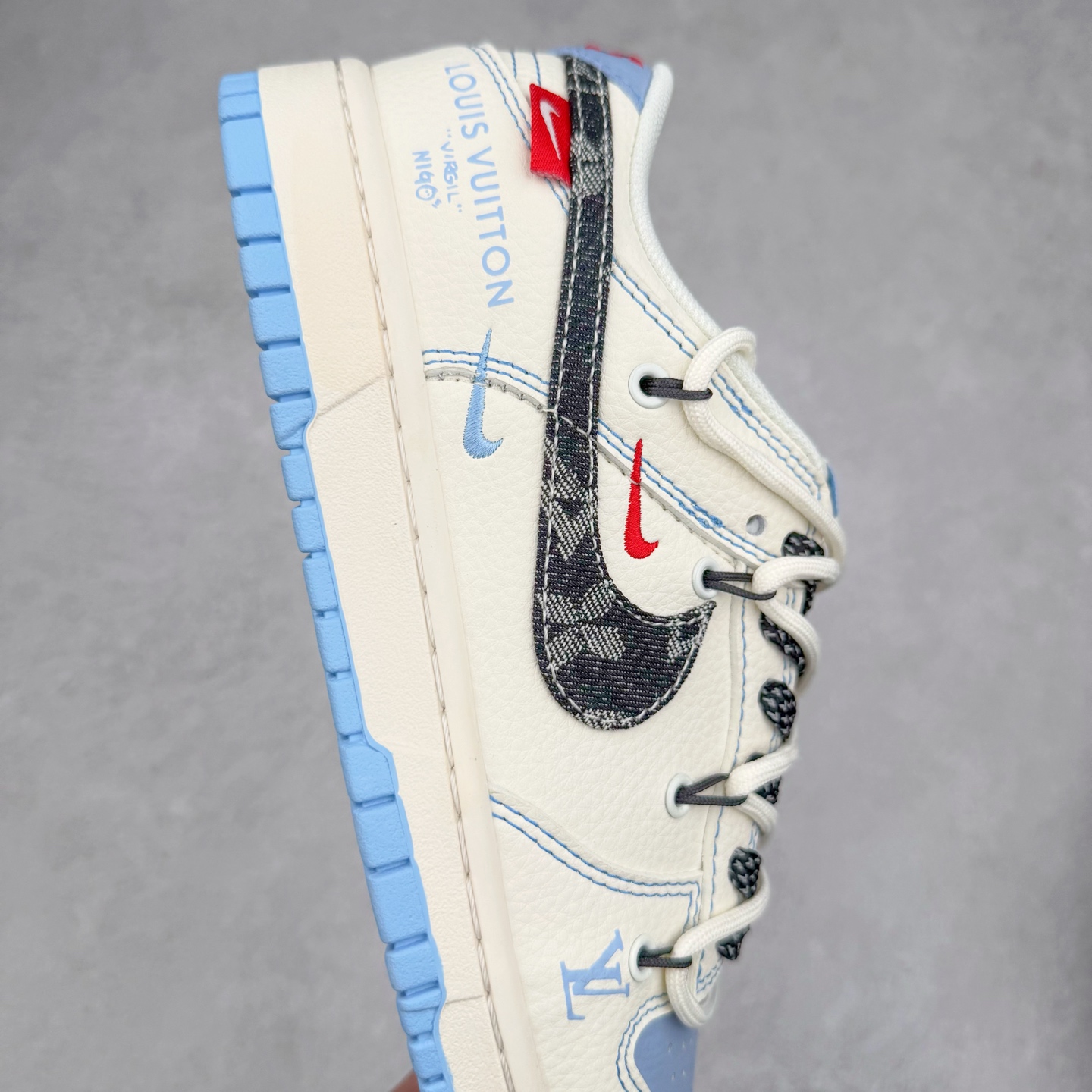 图片[6]-NK Dunk Low 定制配色 FC1688-219 大厂出品 极力推荐 原装头层材料 独家版型蒸餾加工帶來的是更好的视觉和脚感体验大厂纯原品质出货 清洁度 电绣工艺 皮料切割干净无任何毛边 细节完美 实拍调校N版已经零色差零失真 百分百还原实物色彩所见即所得 不存在货不对板色差等低级问题 选购参考实物拍摄 不混卖不参货 只用心做好货严格选品 承诺混一赔十 尺码：36 36.5 37.5 38 38.5 39 40 40.5 41 42 42.5 43 44 44.5 45-选品中心