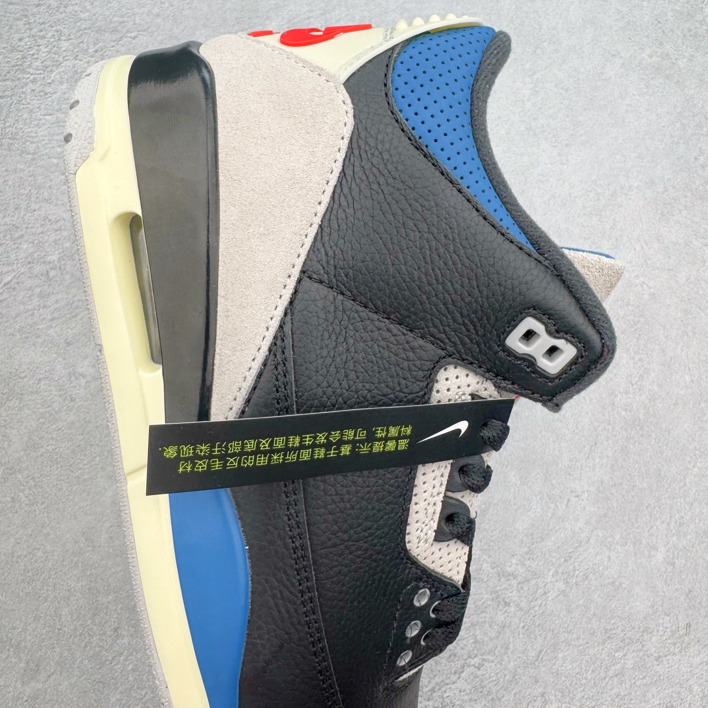 图片[6]-＃OG纯原 Air Jordan AJ3 Retro 黑灰蓝 IB8967-004 原楦原纸板开发 确保原汁原味 原厂皮料质感色泽绝无偏差 完美中底拉帮 原厂中底钢印 原档案大底 如假白送 大底纹路 气垫通透度PU的回弹性均百分百还原 原厂电绣鞋舌飞人刺绣针数立体讲究精细欢迎对比正品原鞋 尺码：36 36.5 37.5 38 38.5 39 40 40.5 41 42 42.5 43 44 44.5 45 46 47.5-选品中心