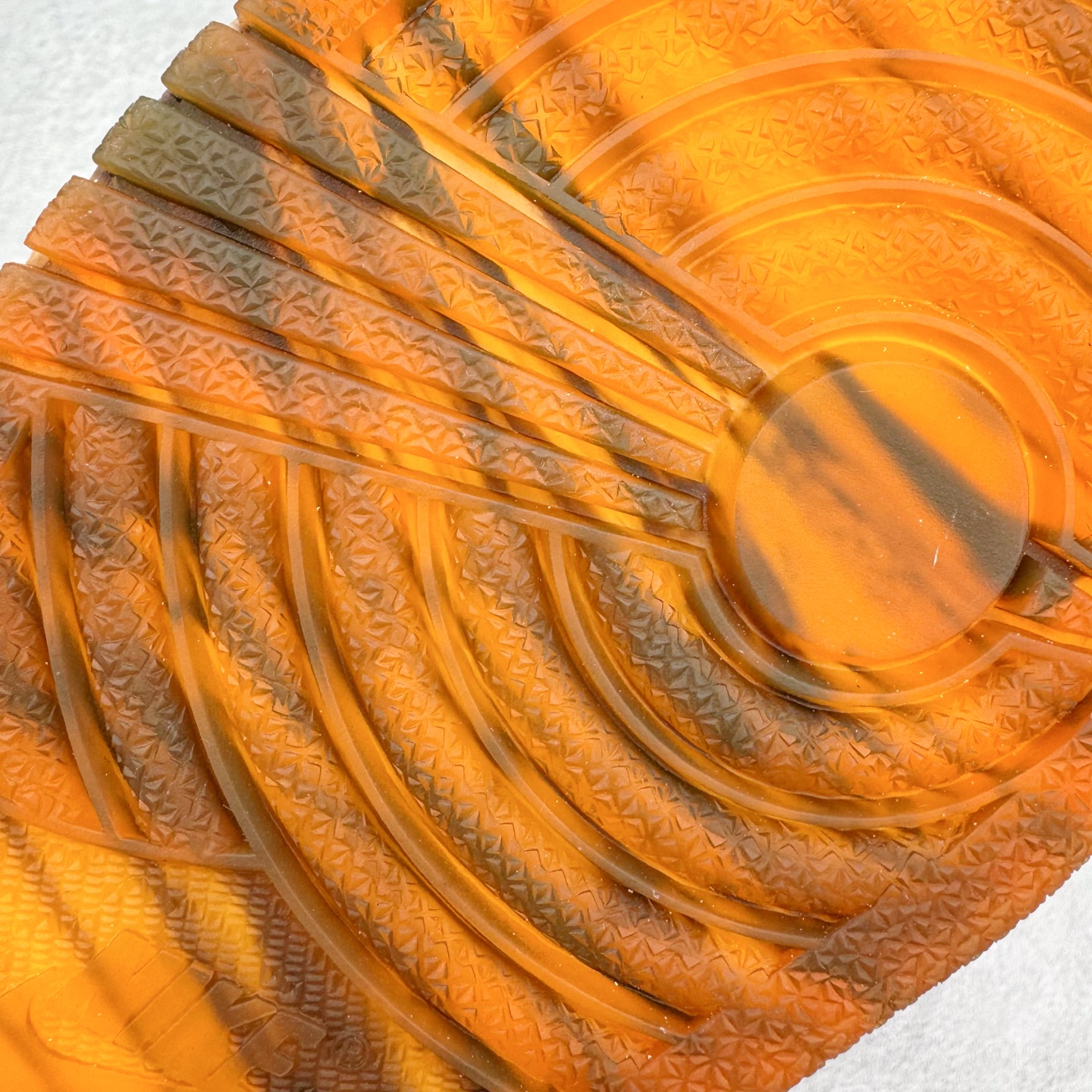 图片[14]-＃KZ神版莞产 Air Jordan AJ1 Retro High 高帮 亚洲限定蛇年CNY 玄武黑白橙 IB3165-091 外贸特供批次 终端控货优势输出 新配色不断更新开发 市场中端王者 全套原纸板楦头开发 确保原汁原味 完美呈现一代版型 一比一鞋头弧度高度鞋身弧度 此版本只针对中端市场 细节品控鞋型随意秒杀市面同价位 鞋型完美 不臃肿别扭 头层皮料加持 用料绝不含糊 进口玻璃冲刀皮料裁剪零毛边 电脑针车工艺 超高鞋面清洁度 最高QC检验标准 控制溢胶瑕疵 原盒原配 飞翼3D高频深度立体 工艺方面大到整体鞋型 漏斗收腰 底线拉帮 LOGO立体程度 小到针眼排布 载片对称 冲孔效果 鞋标规范 鞋垫背胶等等 无一不是口碑收割 每双都是一个回头客 尺码：36 36.5 37.5 38 38.5 39 40 40.5 41 42 42.5 43 44 44.5 45 46 47.5-选品中心