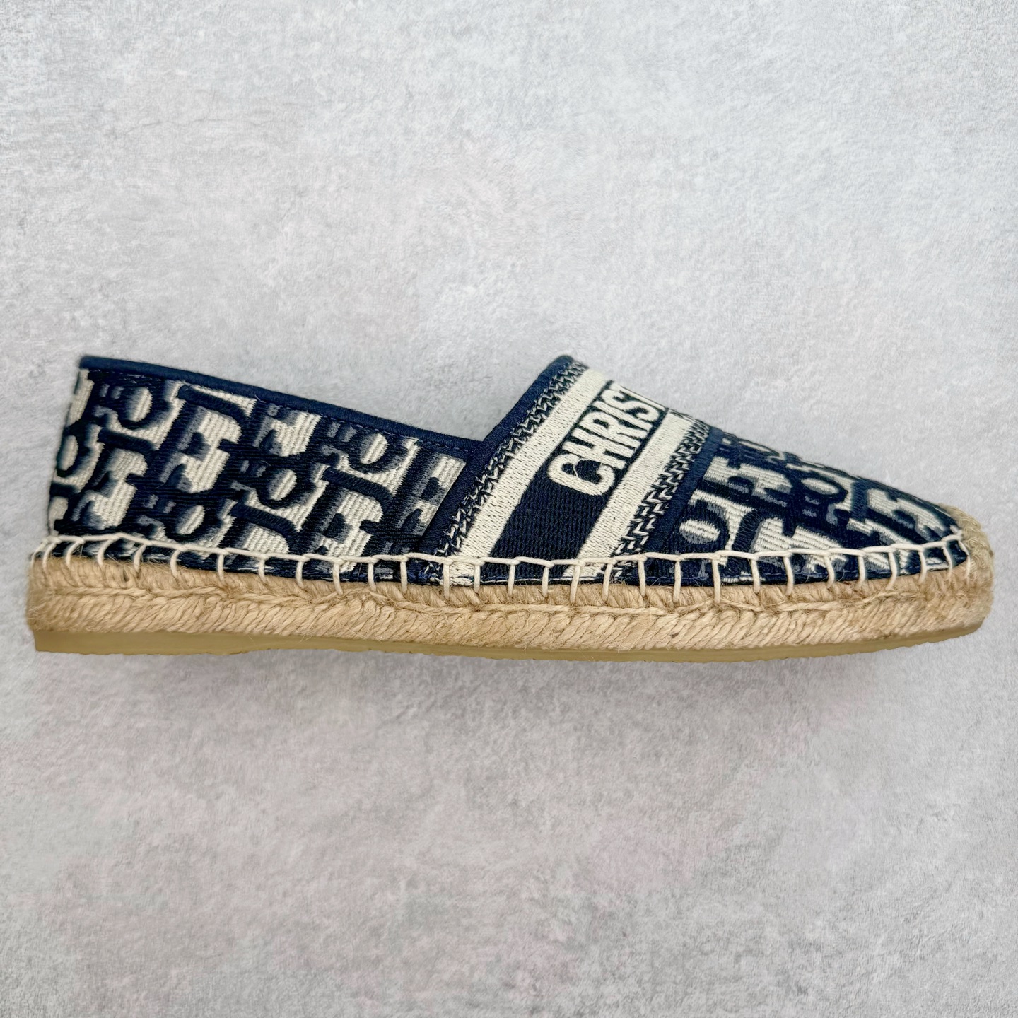 Dior 20s 春夏首秀迪奥渔夫鞋系列 原单代购渠道版本 市面最高版本（3D原版Logo电绣立体感）Christian Dior 经典老花版品牌图案 网红单品 小红书热推爆款 专柜精致包装 尺码：35 36 37 38 39 40-选品中心