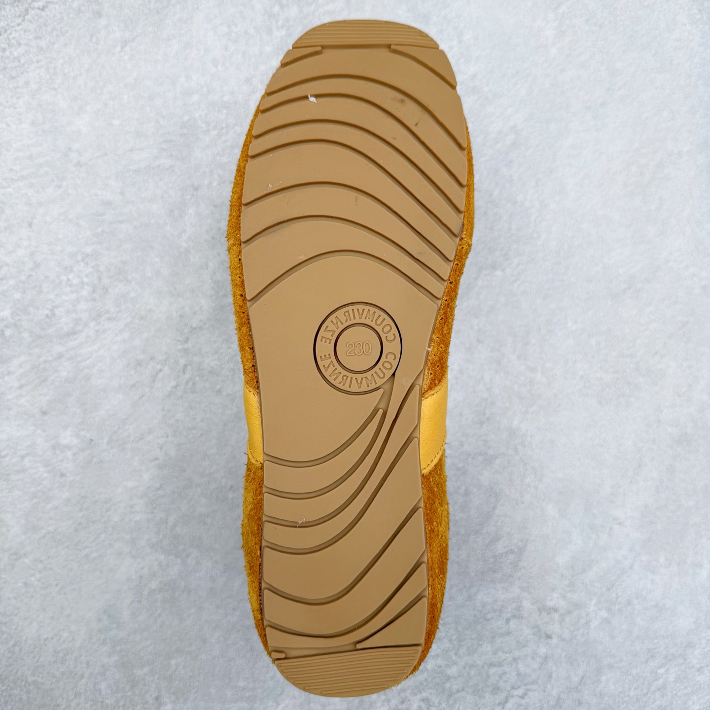 图片[9]-GG-CC 雷丝蝴蝶结德训鞋反绒牛皮2.0系列阿甘复古风芭蕾舞鞋薄底百搭休闲运动鞋系列 广东大厂品质 25ss春季新款 釆用今年最流行的#缎带蝴蝶结鞋扣装饰 全手工拉帮工艺成型 反绒牛皮拼接鞋面材质 鞋身原装高密度磨砂牛皮面料,极好柔软透气效果 双春日踏青舒适度和少女感 GGCC德训鞋界的白月光🌙 长时间走路和站立都不累脚 不管怎么搭配都好看 尺码：35 36 37 38 39 40-选品中心