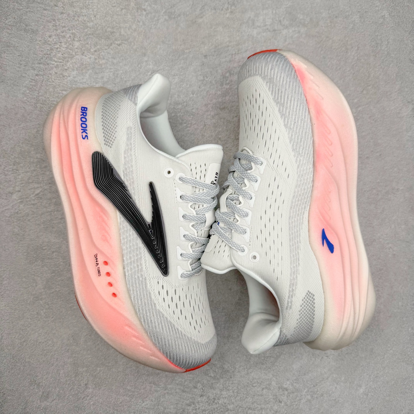 图片[3]-Brooks布鲁克斯 Glycerin max 舒适简约防滑耐磨 低帮跑步鞋 实拍调校N版已经零色差零失真 百分百还原实物色彩所见即所得 不存在货不对板色差等低级问题 选购参考实物拍摄 不混卖不参货 只用心做好货严格选品 承诺混一赔十 尺码：36 36.5 37.5 38 38.5 39 40 40.5 41 42 42.5 43 44 44.5 45-选品中心