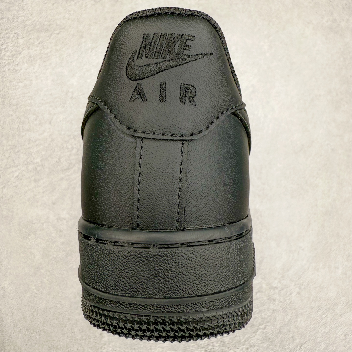 ＃福利特价‼️
NK Air Force 1´07 Low 空军一号低帮百搭休闲运动板鞋 -101 全网