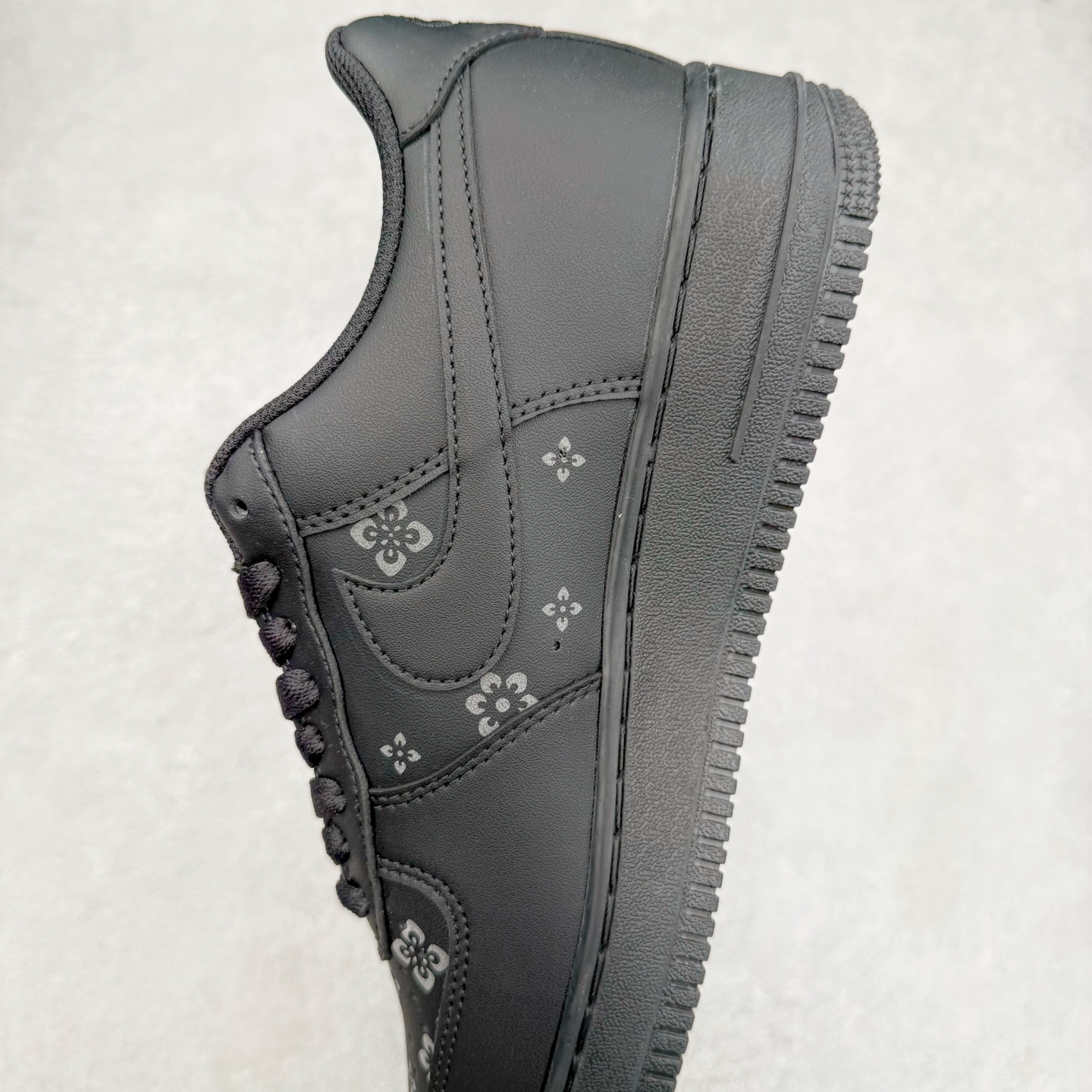 ＃福利特价‼️
NK Air Force 1´07 Low 空军一号低帮百搭休闲运动板鞋 -101 全网